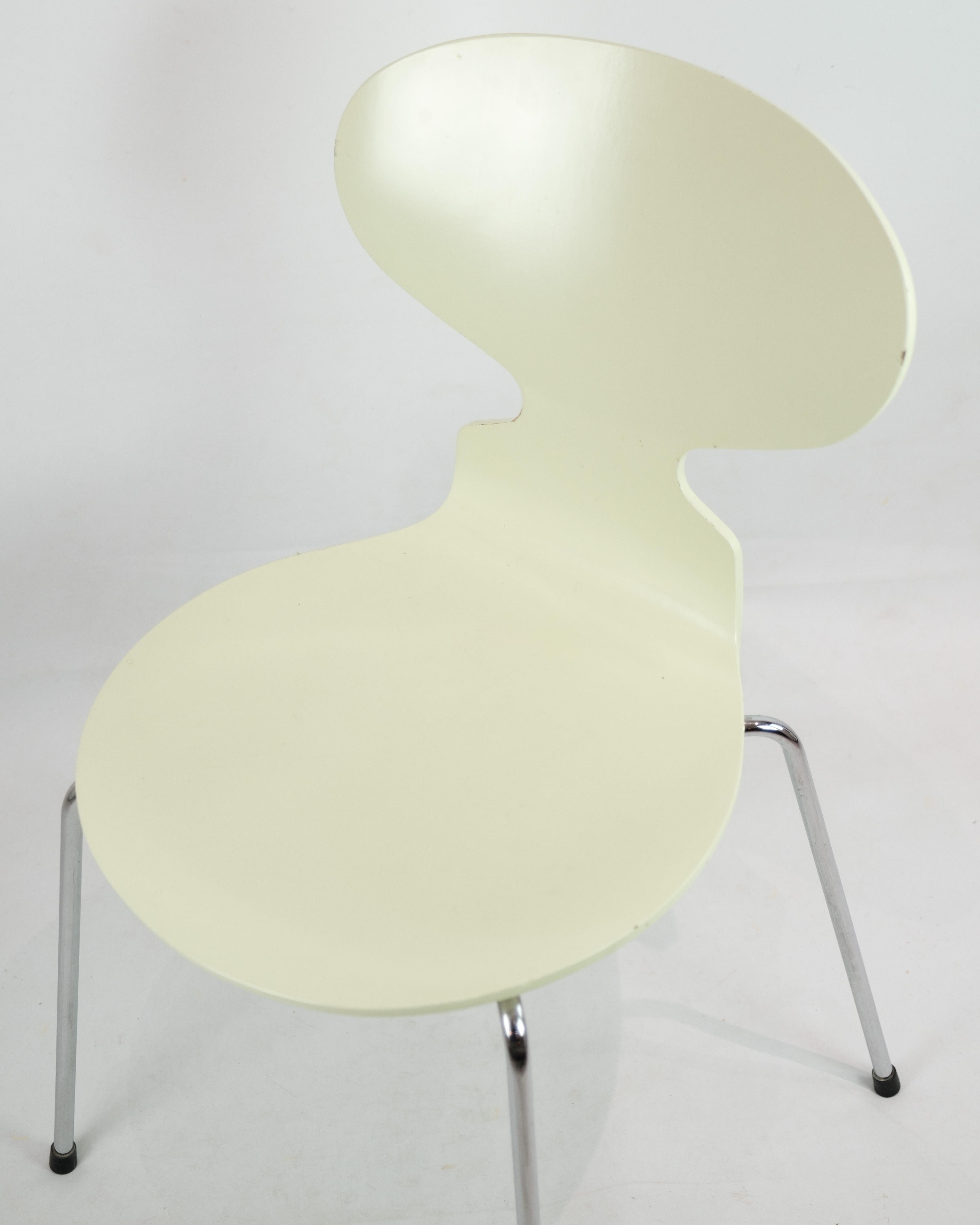 Original Ant Chairs Model 3101 In Pastel Green By Arne Jacobsen From 1970s In Good Condition For Sale In Lejre, DK