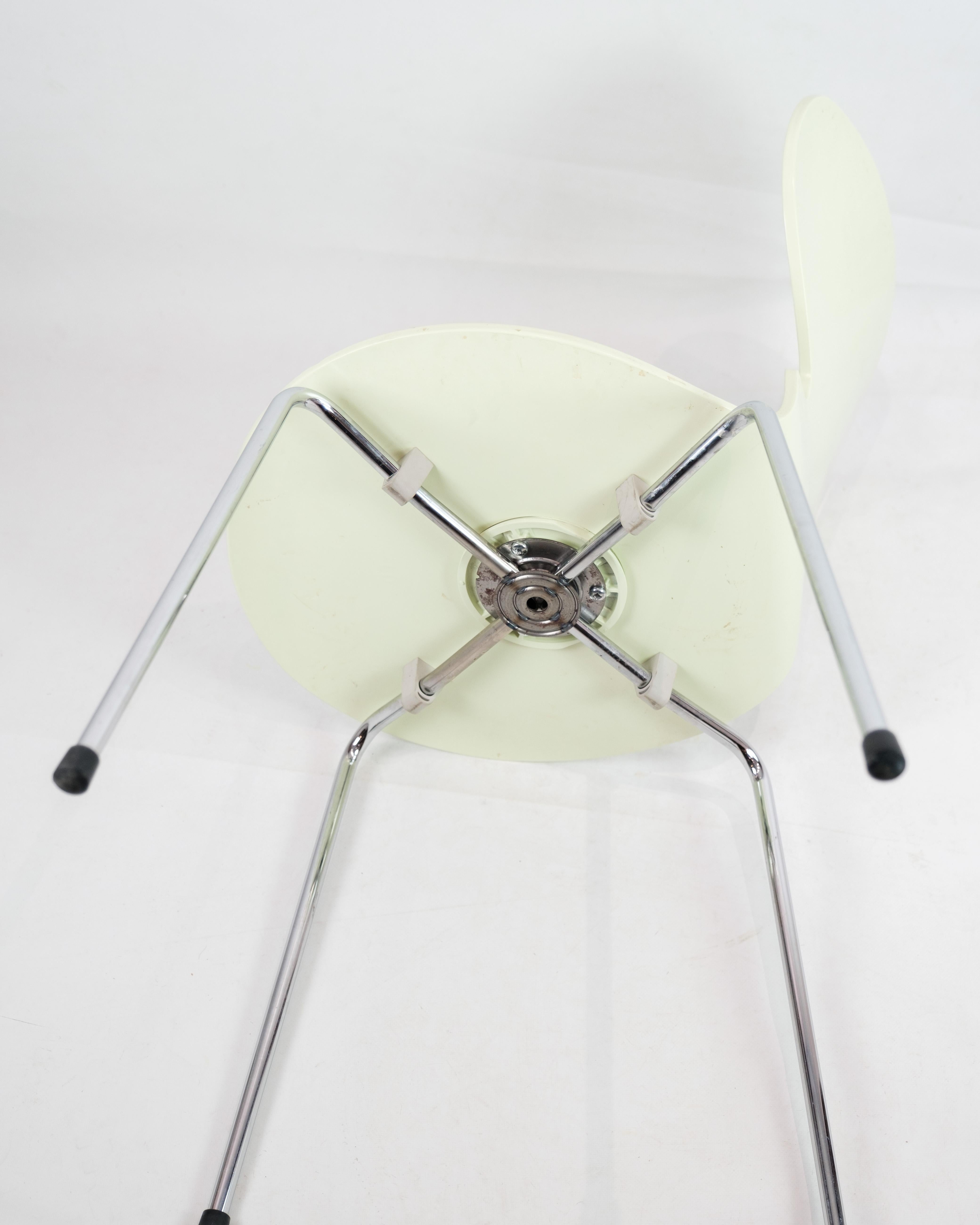 Original Ant Chairs Model 3101 In Pastel Green By Arne Jacobsen From 1970s For Sale 1