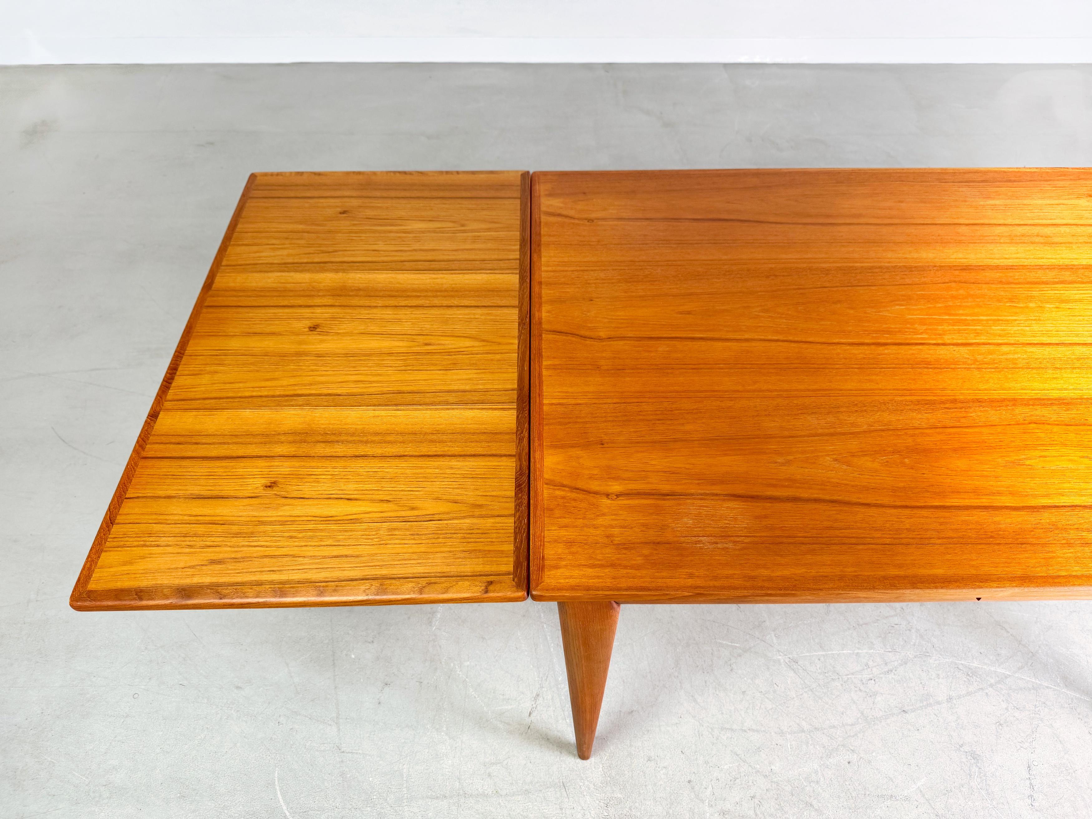 Original Niels O Moller Midcentury Esstisch J.L. Møllers Møbelfabrik ausziehbar en vente 1