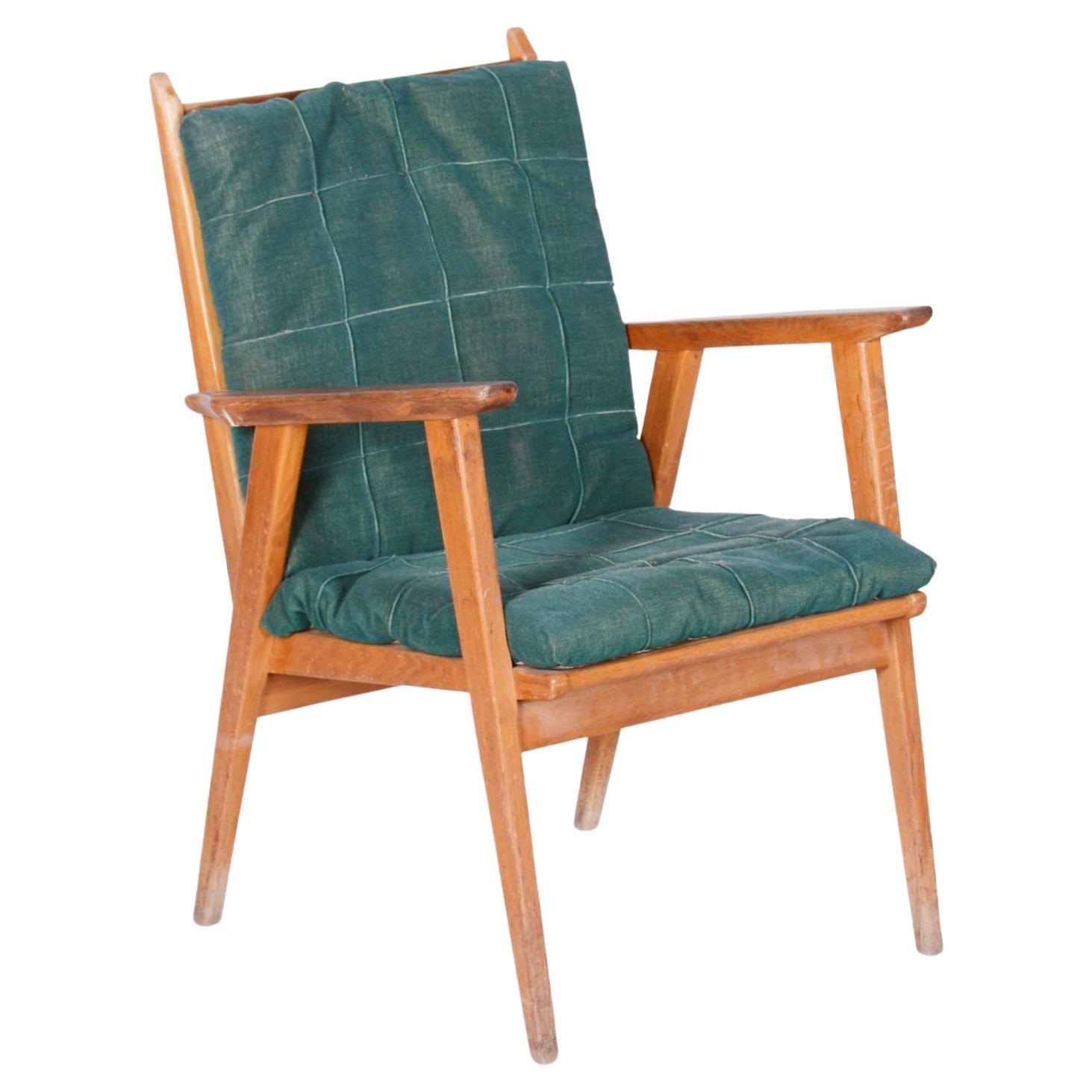 Original-Sessel aus Eiche aus der Mitte des Jahrhunderts von Jan Vanek, neu lackiert, Tschechien, 1950er Jahre