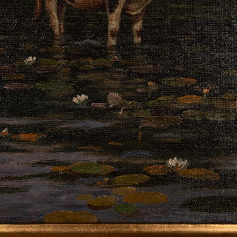 Peinture originale à l'huile sur toile représentant deux vaches dans un étang, signée et datée de 1912 par Po en vente 1