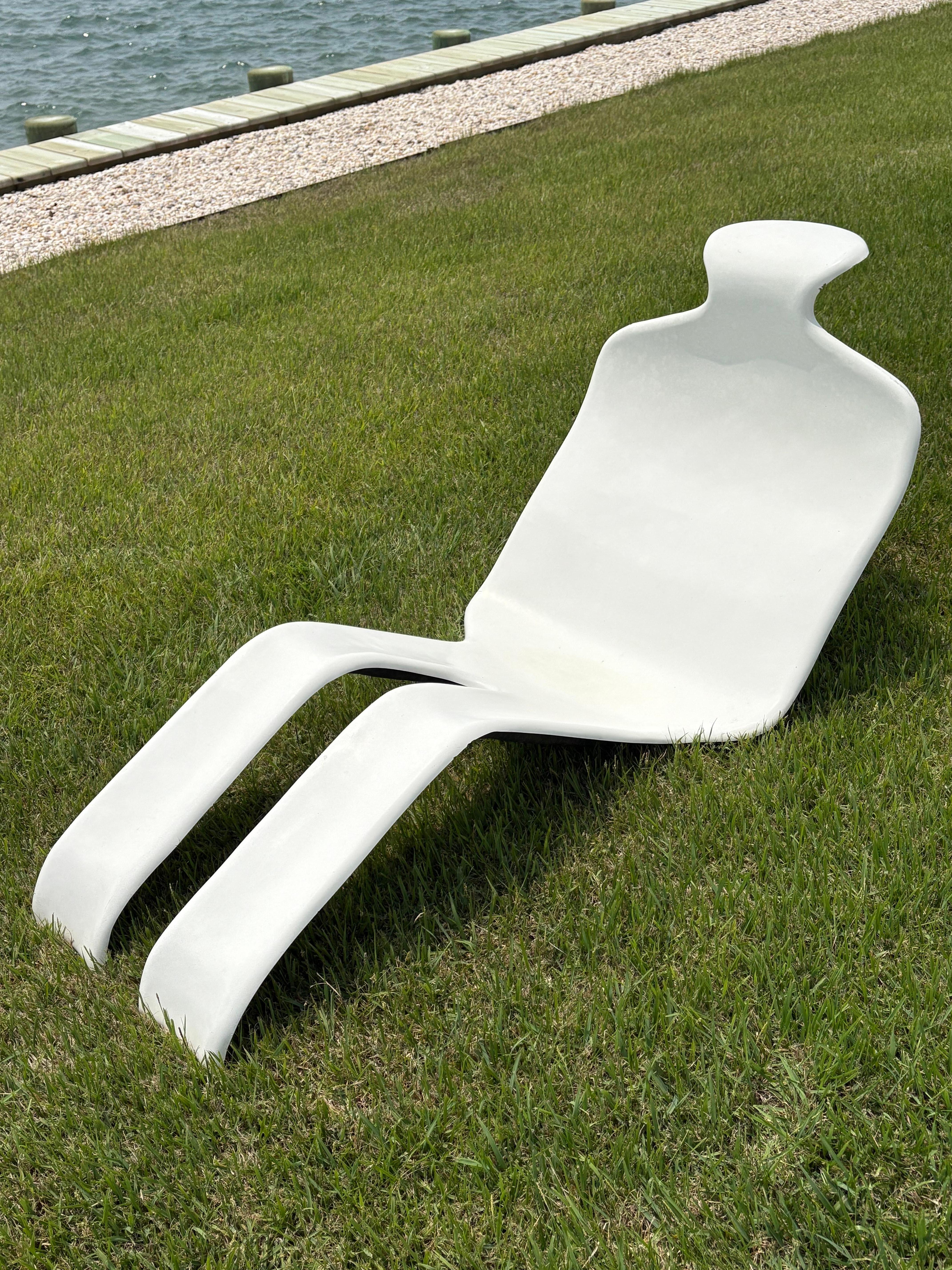 Original Olivier Mourgue Fiberglass Bouloum Lounge Chair For Sale 4