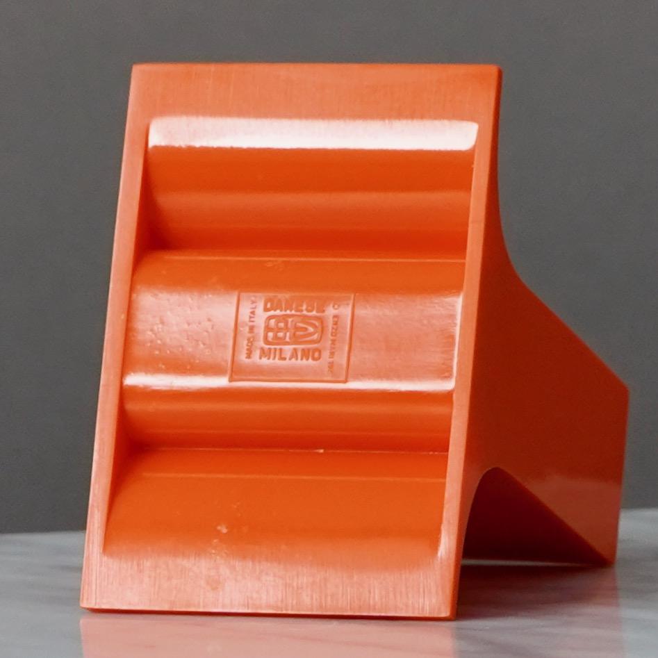Original Orange 'Lampedusa' Vase by Enzo Mari for Danese Milano. Italy, 1960s For Sale 3