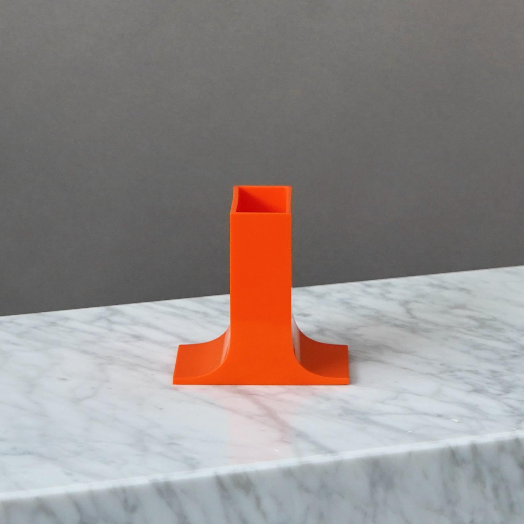 Plastic Original Orange 'Lampedusa' Vase by Enzo Mari for Danese Milano. Italy, 1960s For Sale