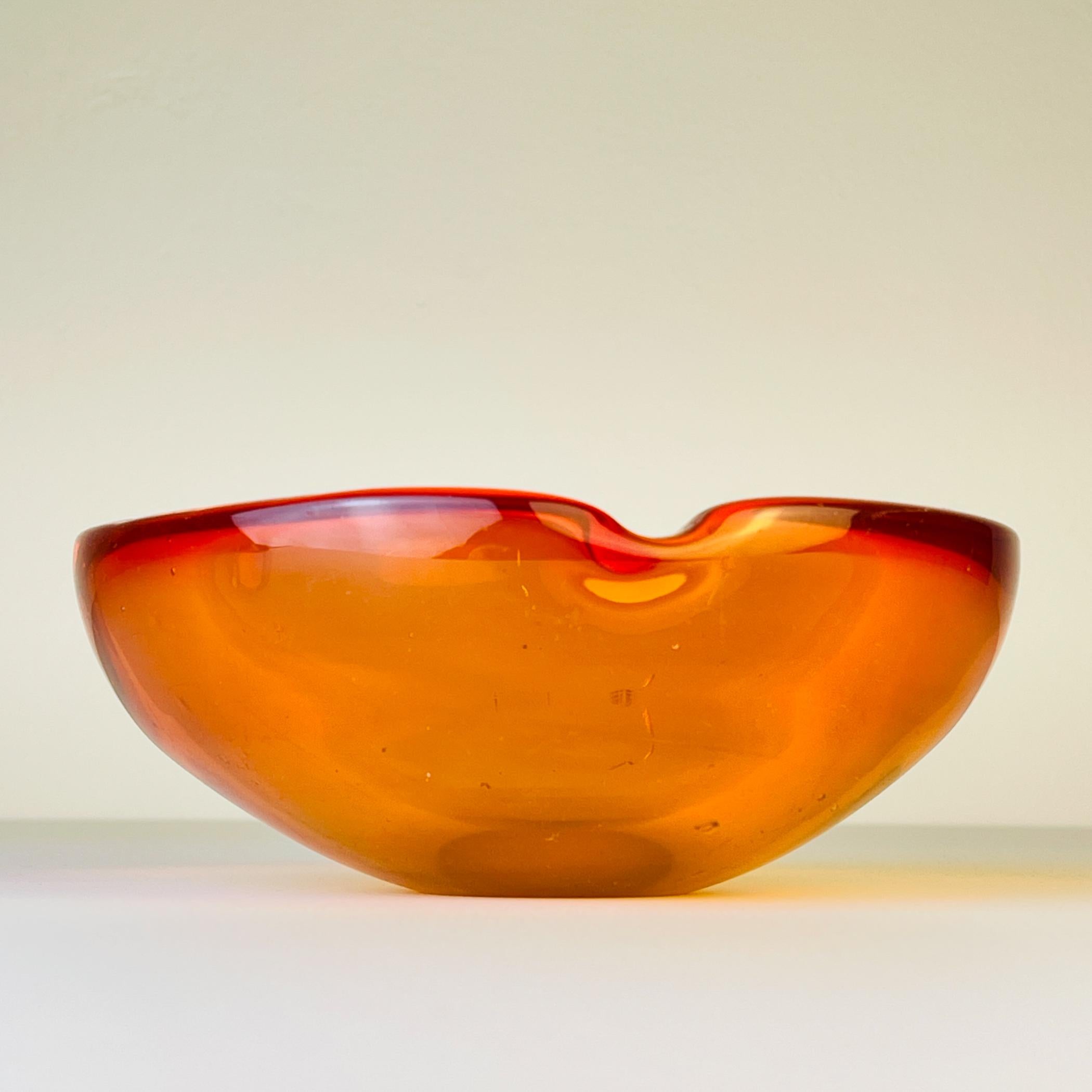 Original orange murano glass ashtray, Italy, 1970s For Sale 3