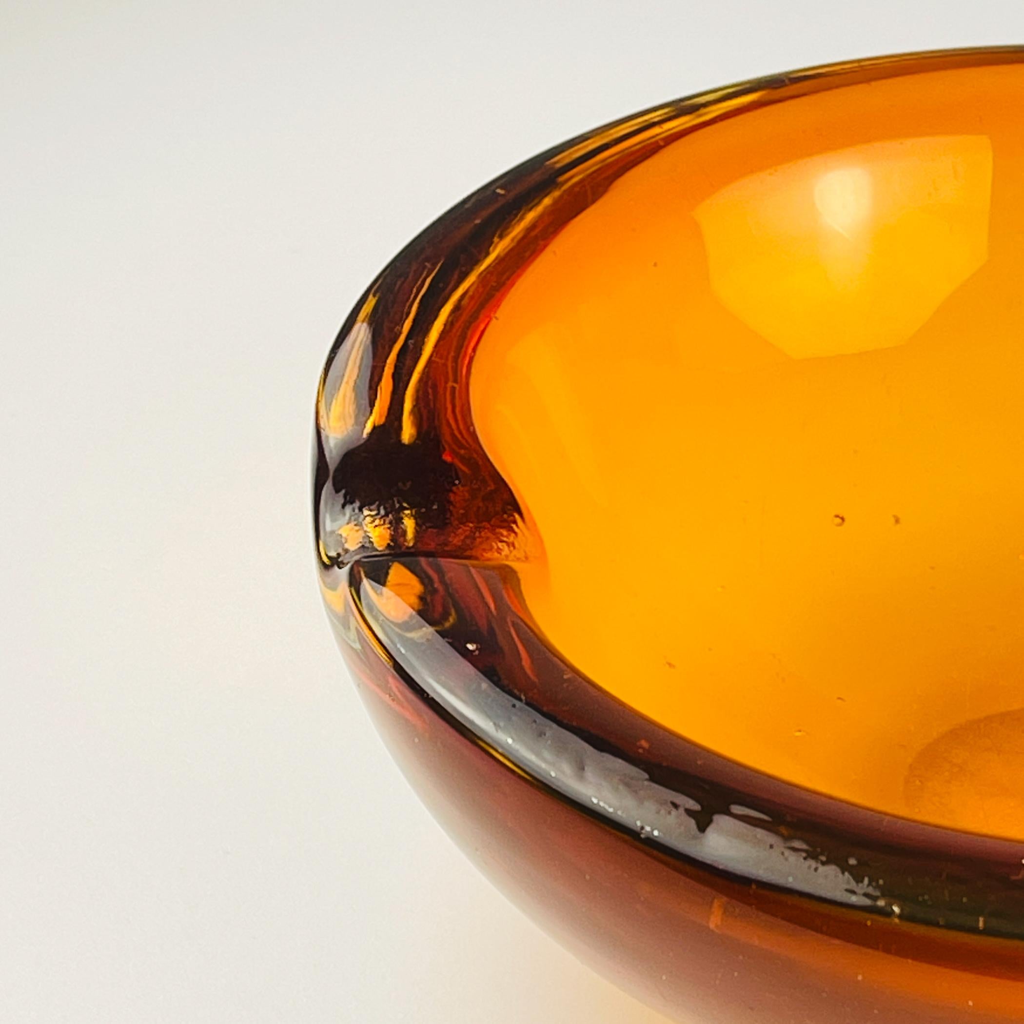 Original orange murano glass ashtray, Italy, 1970s For Sale 6