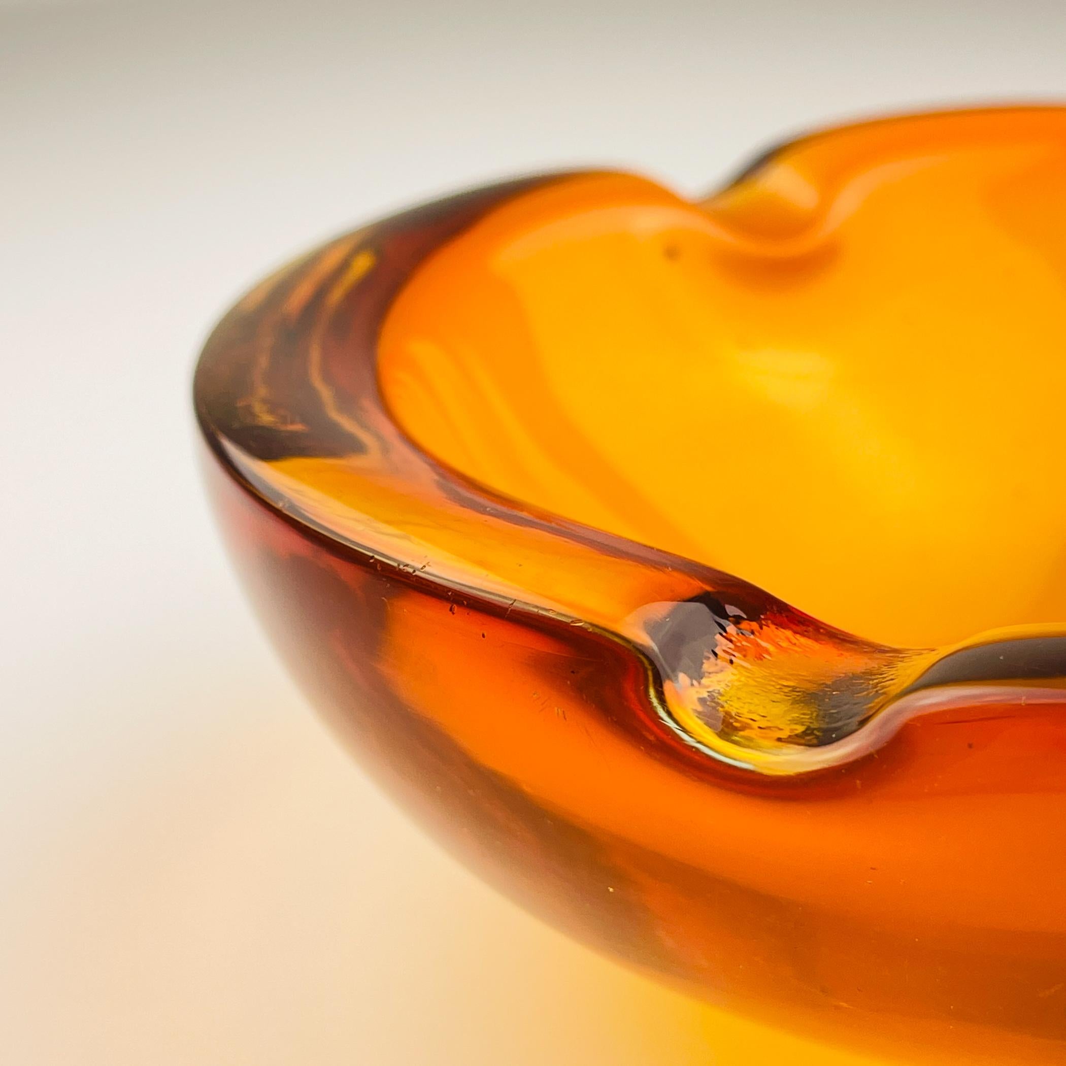 Original orange murano glass ashtray, Italy, 1970s For Sale 9