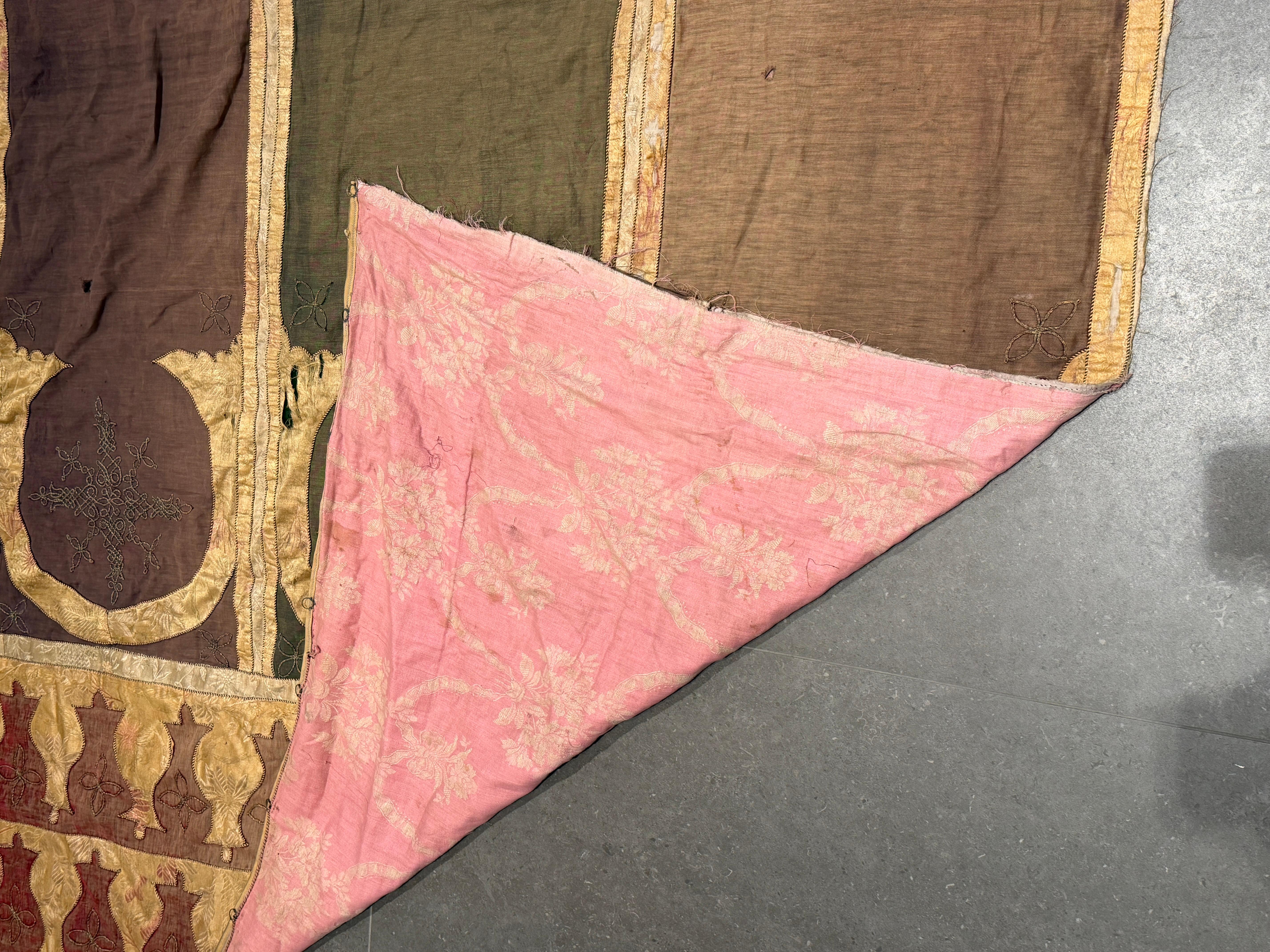 Original Ottoman Embroidered Coverlet, circa 1880 in vendita 6