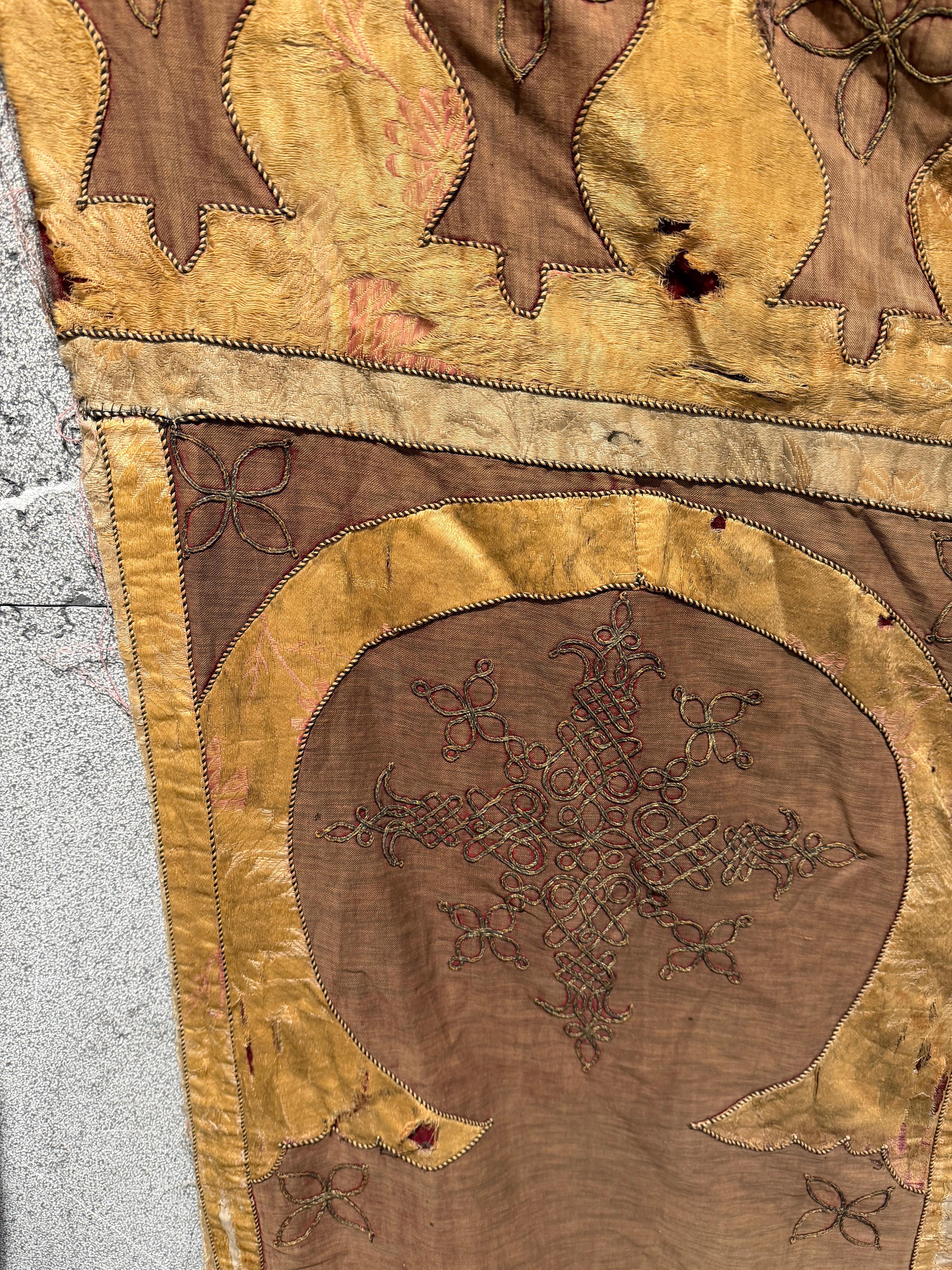 Original Ottoman Embroidered Coverlet, circa 1880 in vendita 1