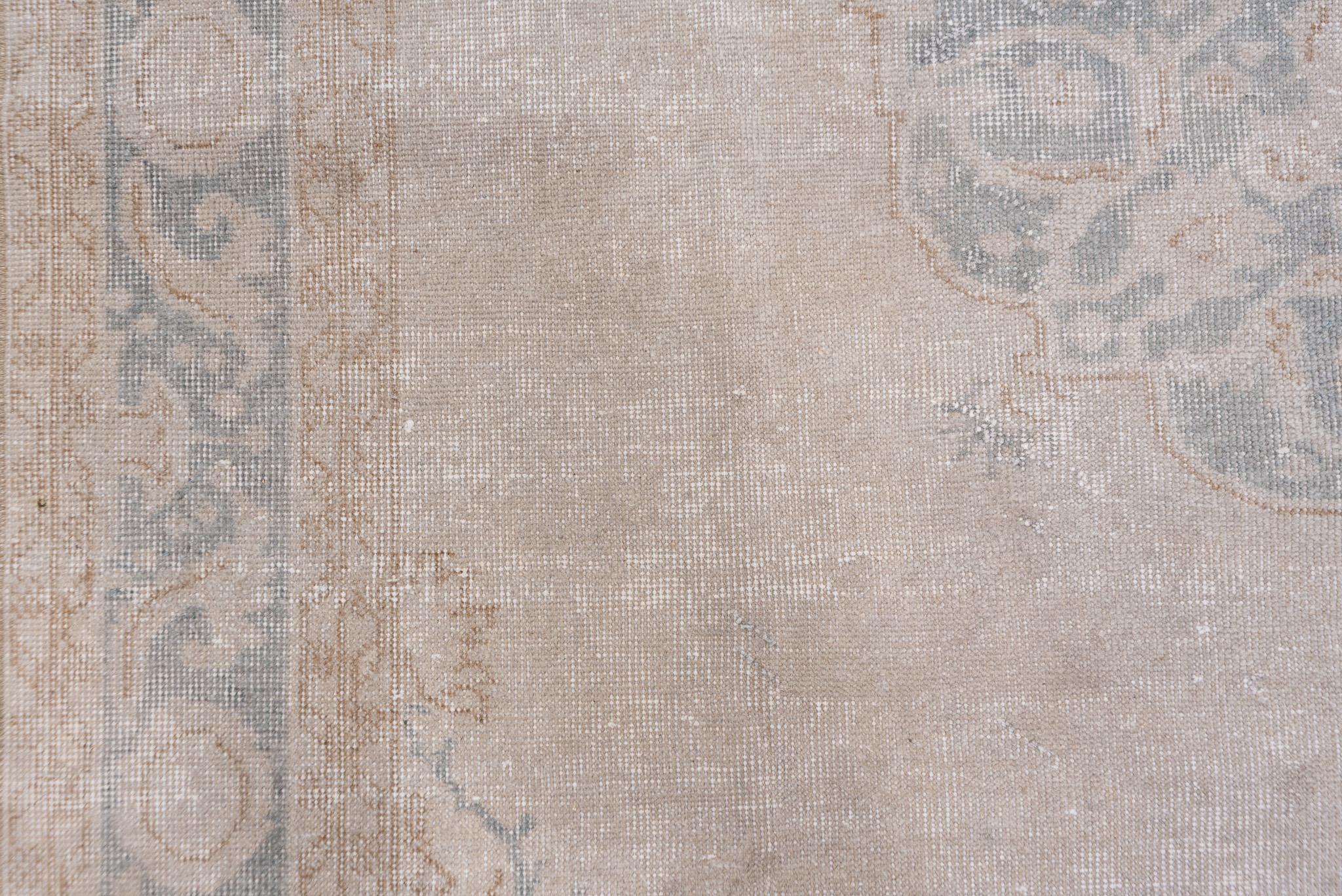 Original Oushak Design Zentralmotiv im Oushak-Design im Zustand „Hervorragend“ im Angebot in New York, NY
