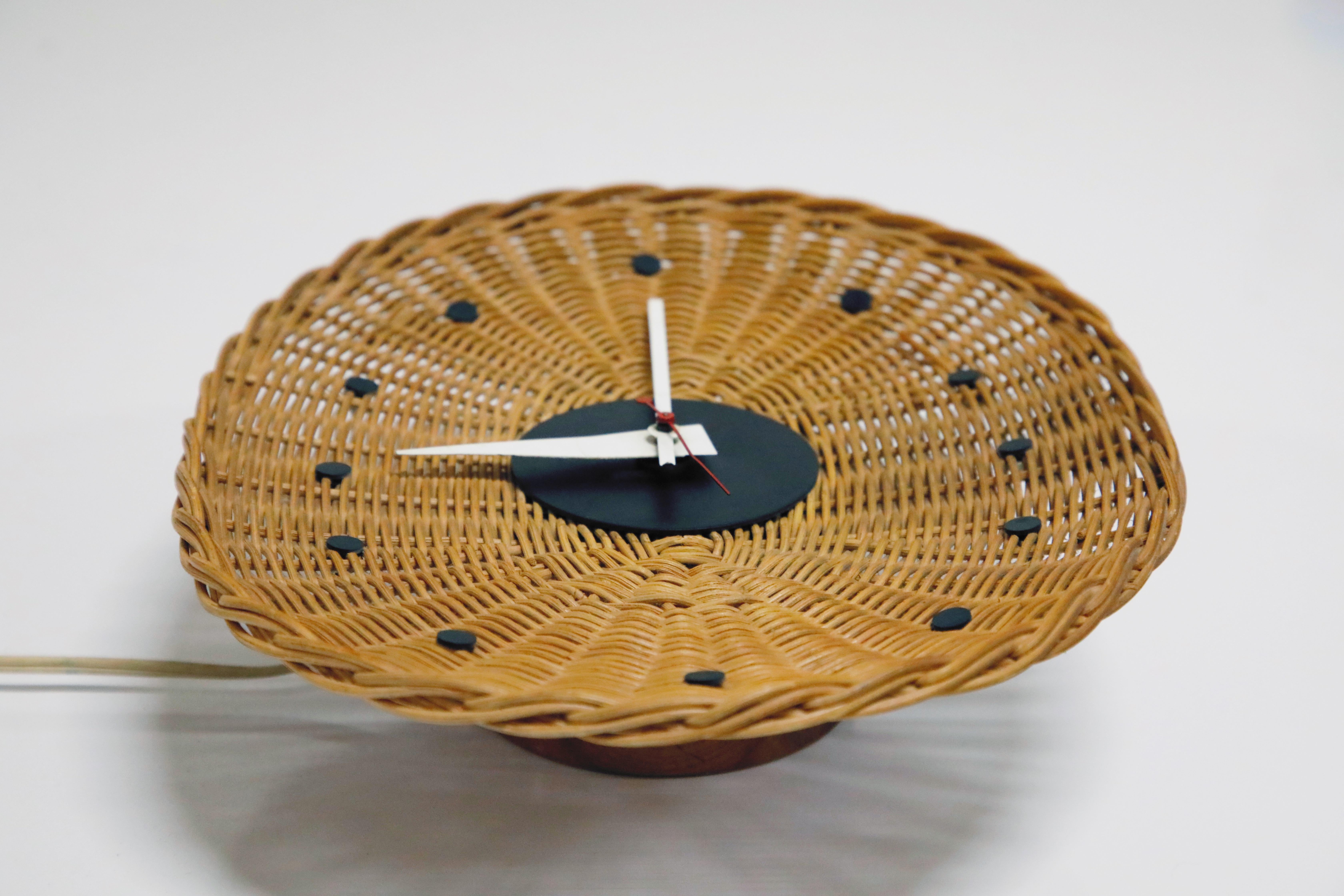 Original Oval Rattan 'Basket Clock' by George Nelson for Howard Miller, 1950s 5