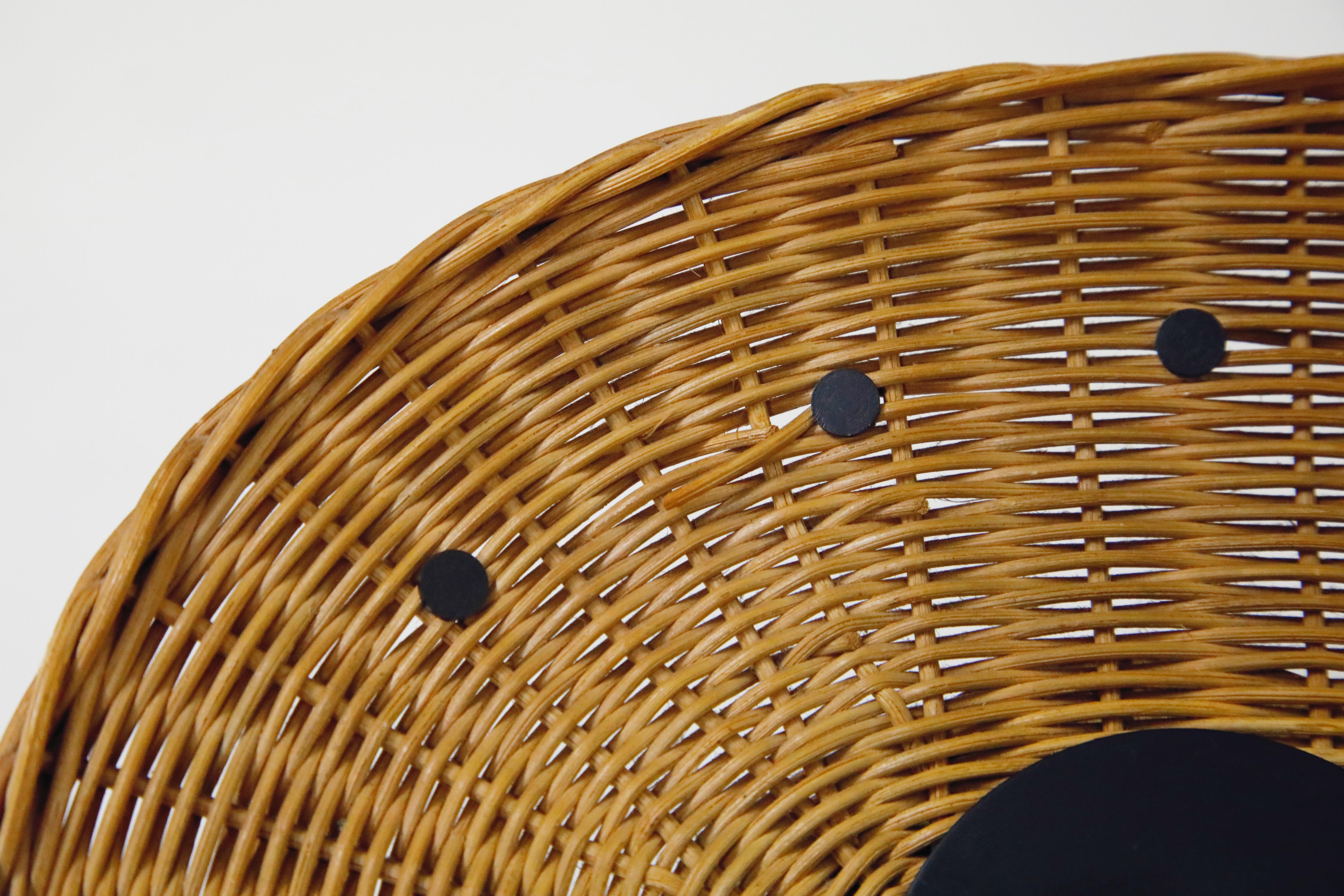 Original Oval Rattan 'Basket Clock' by George Nelson for Howard Miller, 1950s In Good Condition In Los Angeles, CA