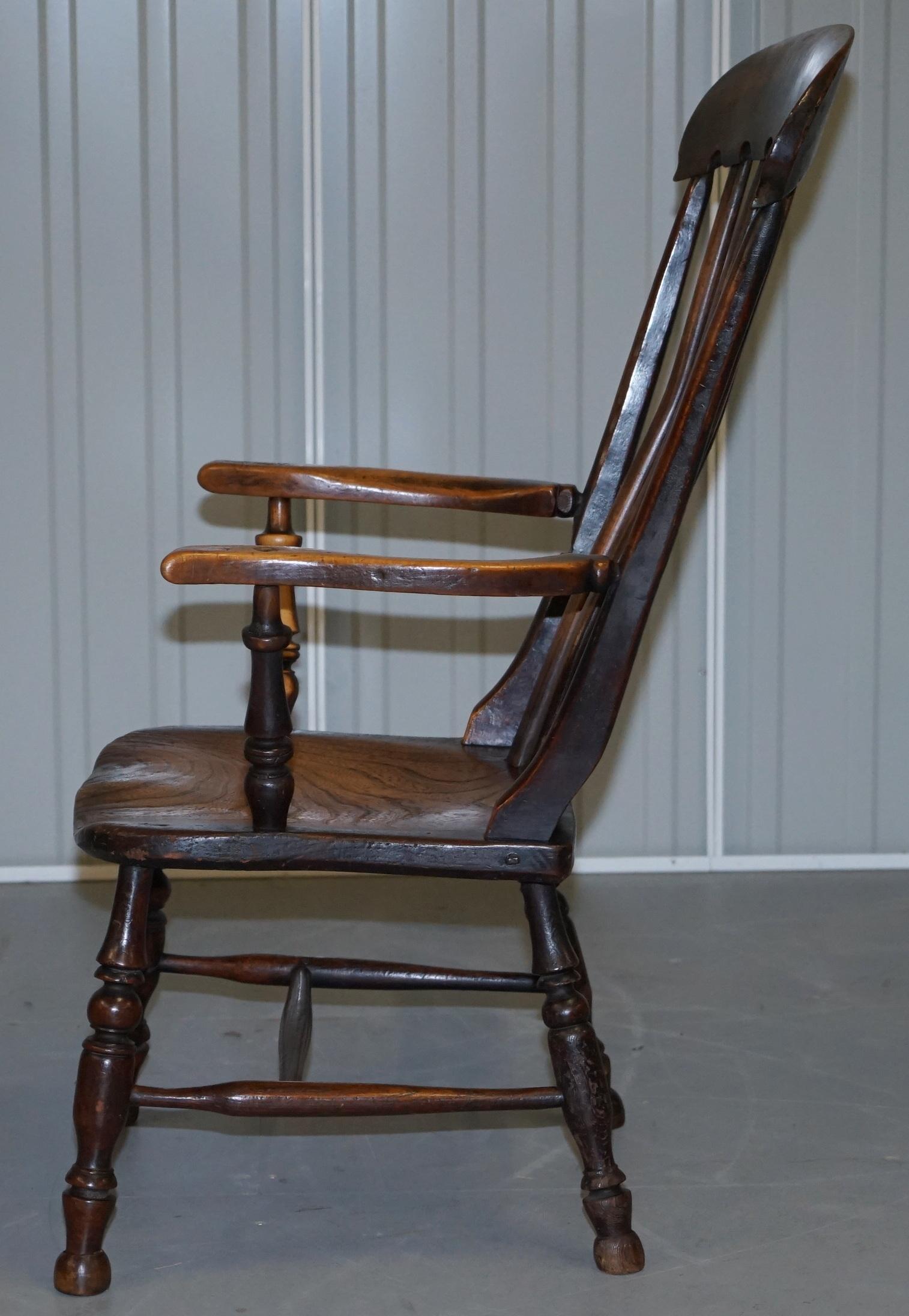Oxford Windsor-Sessel aus Ulmenholz, 19. Jahrhundert, unberührt im Angebot 9