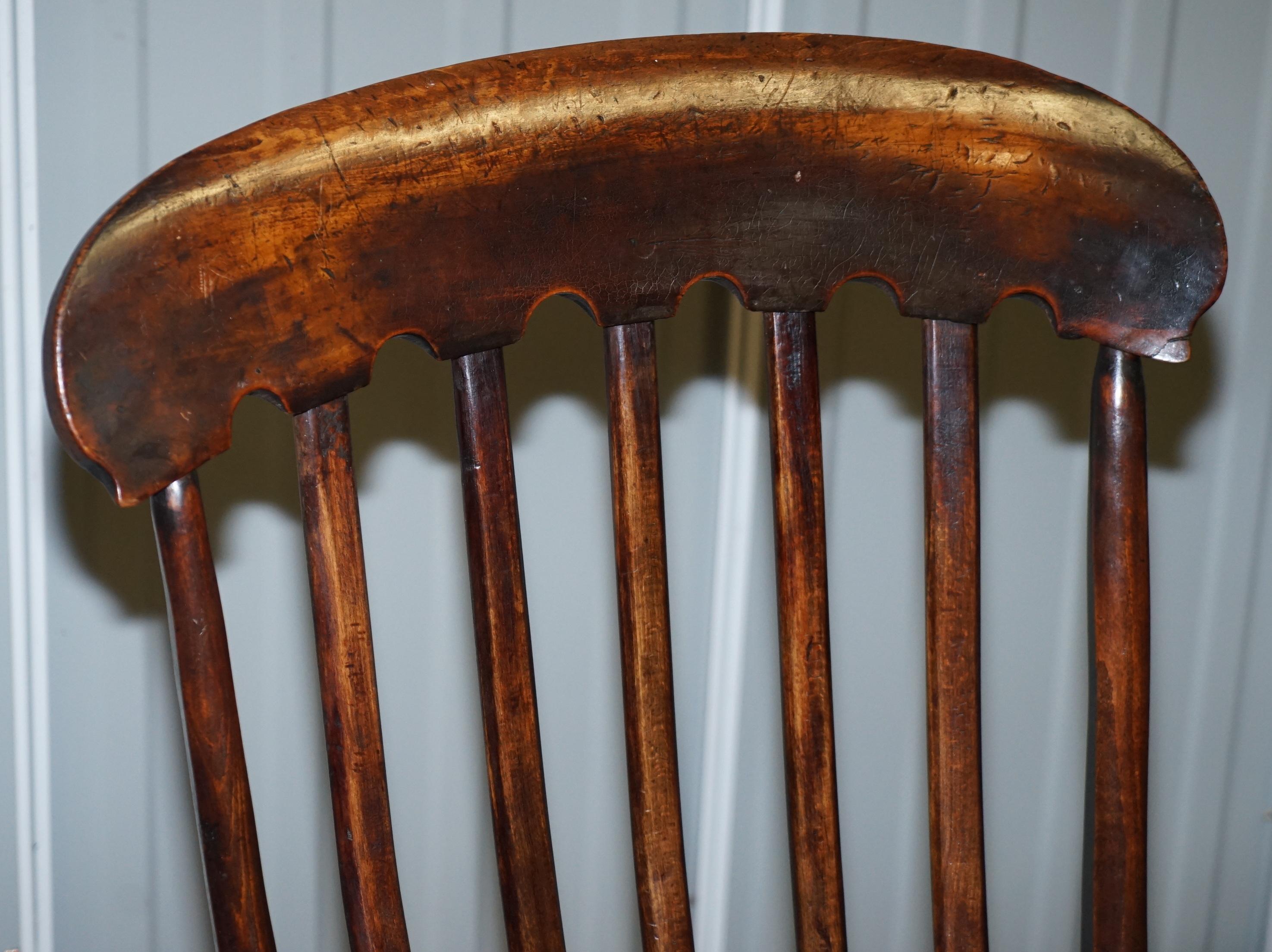 Oxford Windsor-Sessel aus Ulmenholz, 19. Jahrhundert, unberührt im Angebot 1