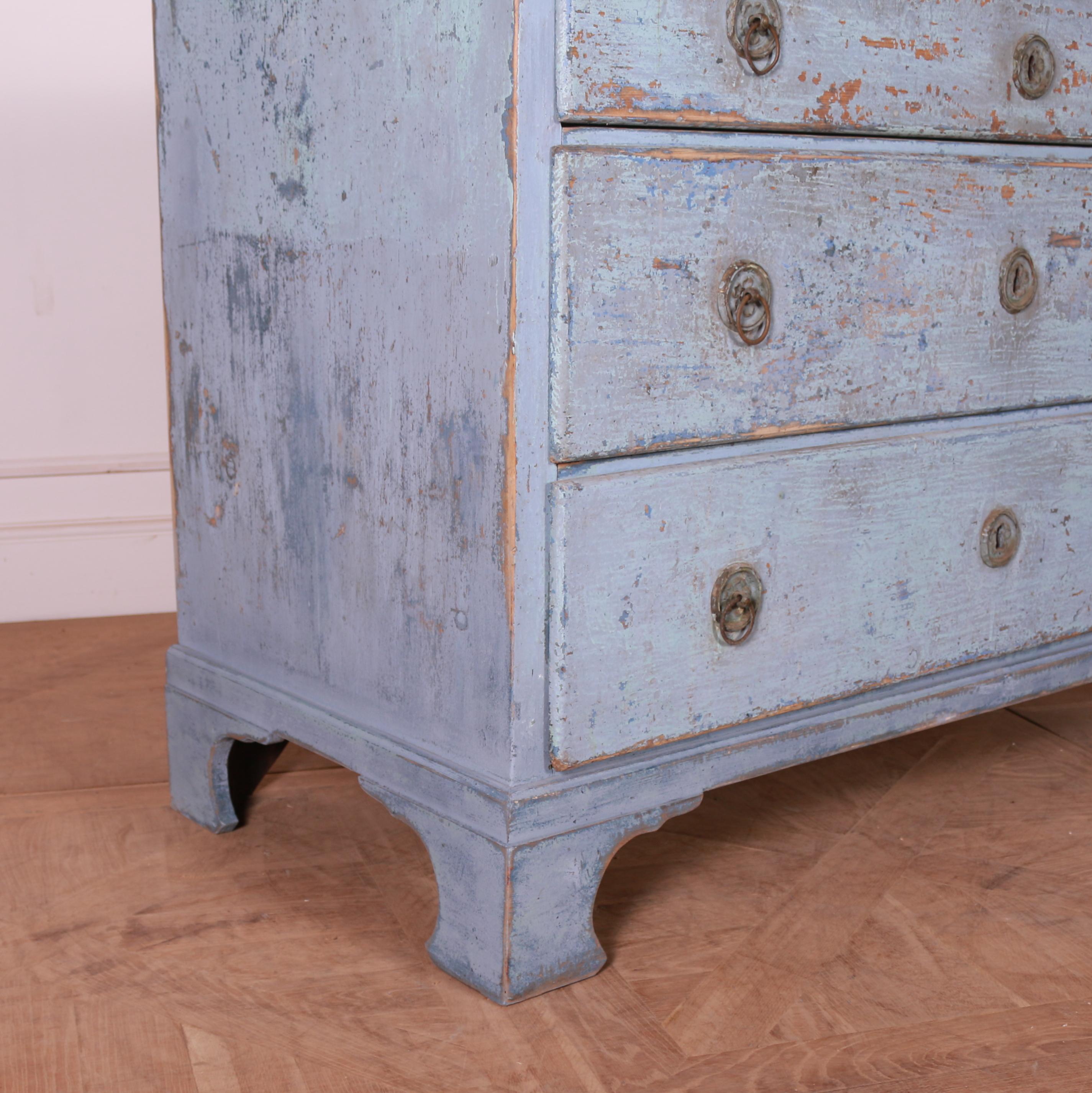 Early 19th C original painted pine 3 drawer Austrian commode. 1820.

Reference: 7719

Dimensions
54 inches (137 cms) wide
26 inches (66 cms) deep
39 inches (99 cms) high.