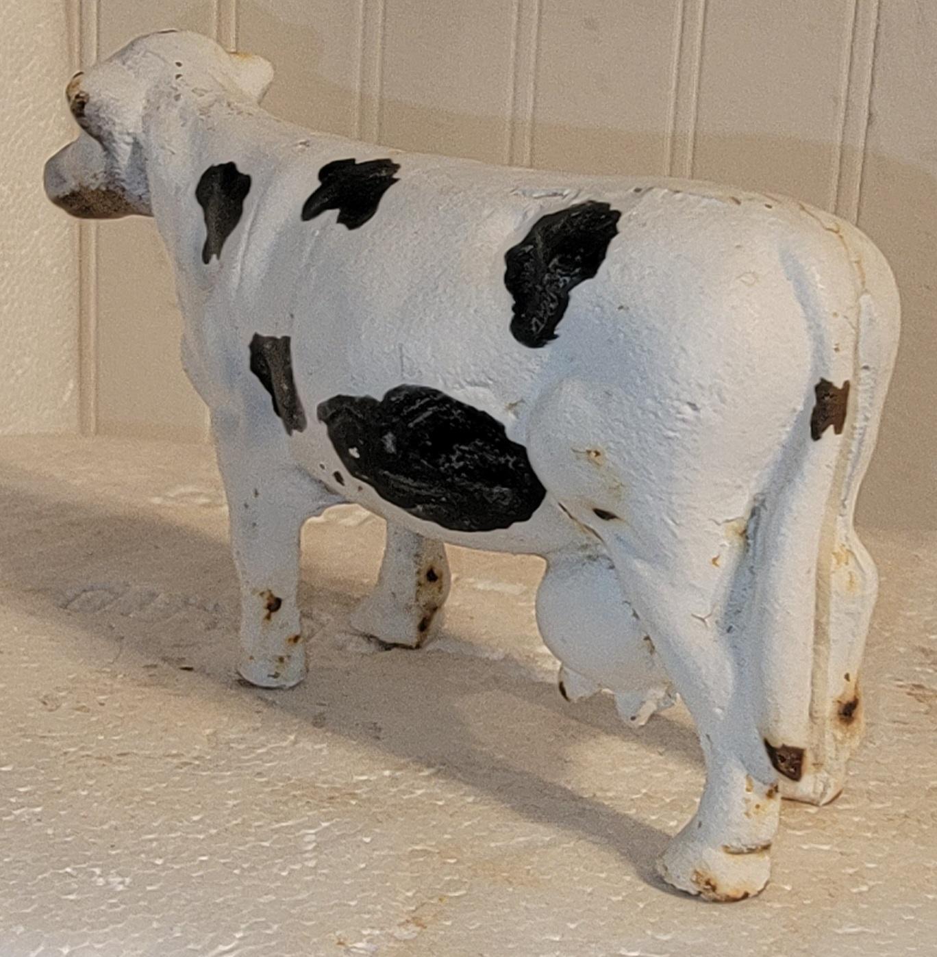 Dipinto a mano Mucca originale in ghisa dipinta in vendita