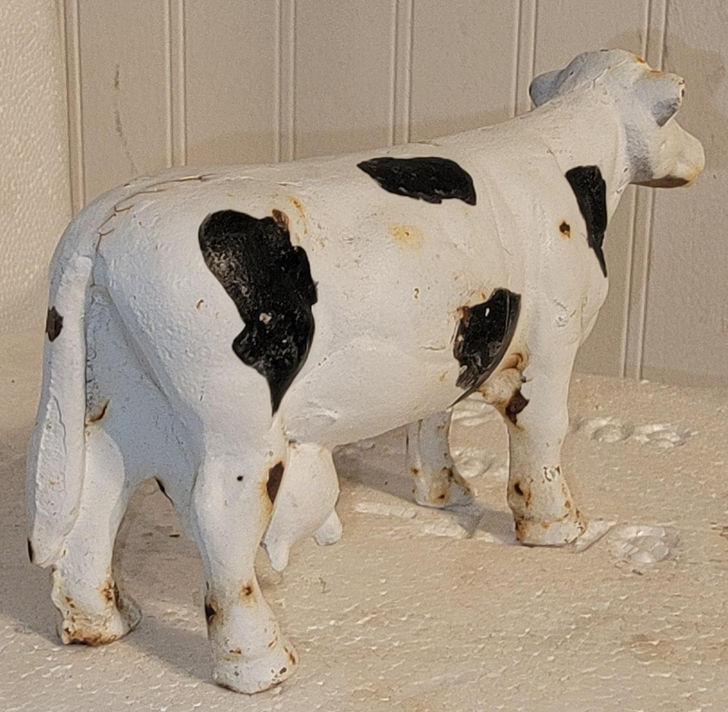 Mucca originale in ghisa dipinta In condizioni buone in vendita a Los Angeles, CA