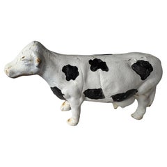 Vache originale en fonte peinte