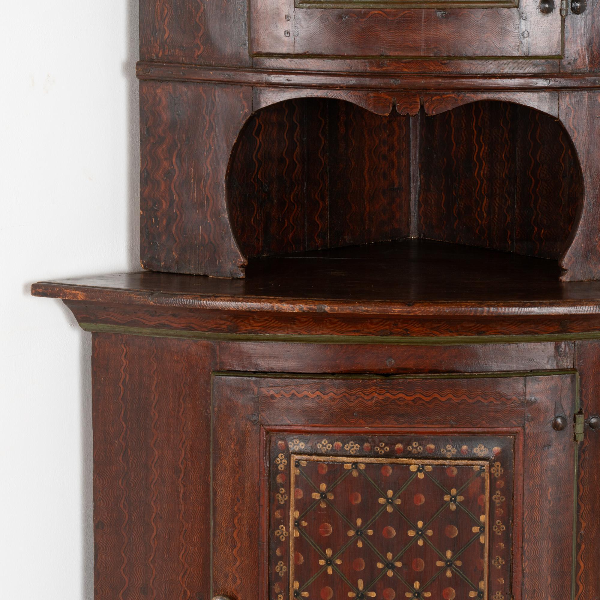 Original Painted Corner Cabinet Cupboard, Sweden dated 1824 For Sale 3