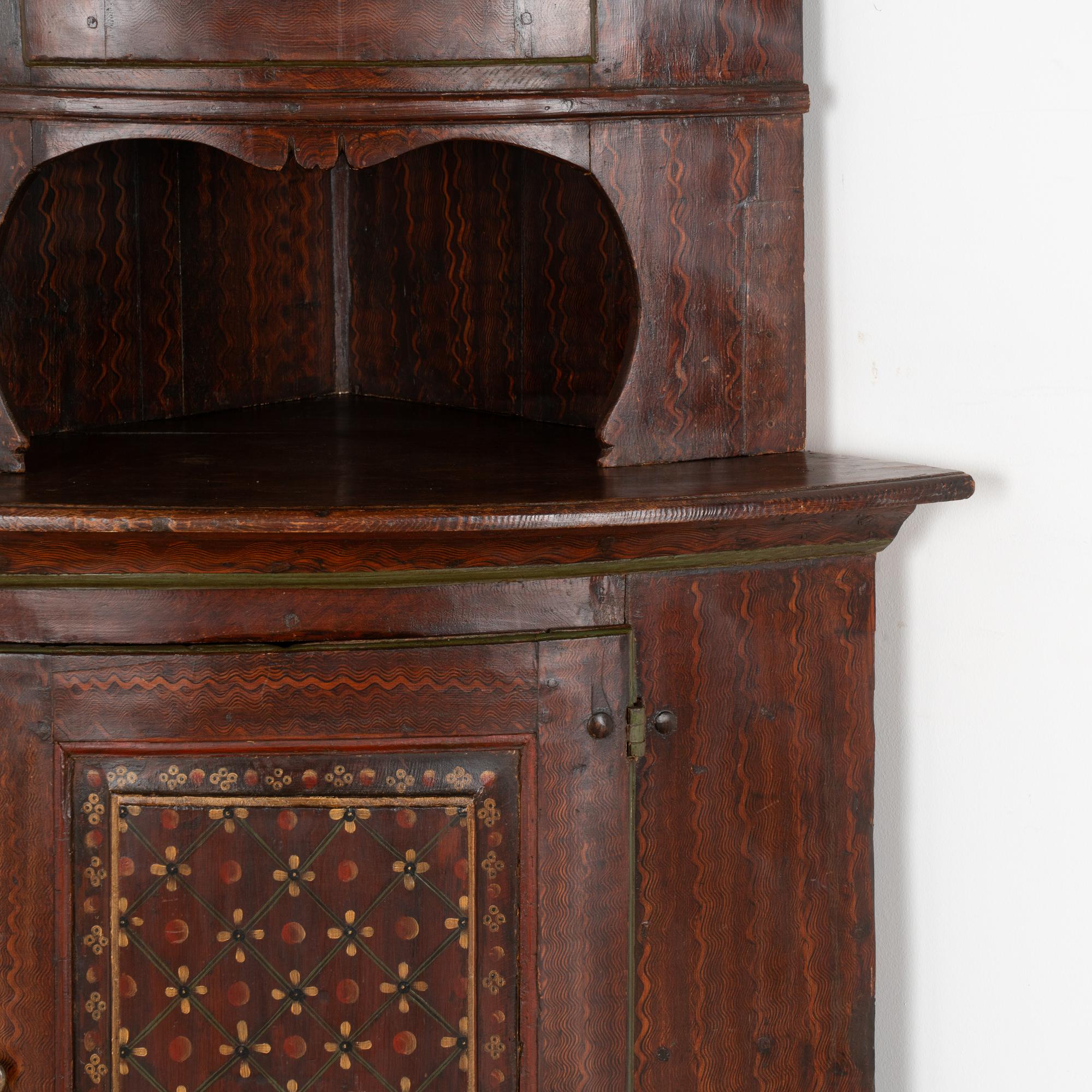 Original Painted Corner Cabinet Cupboard, Sweden dated 1824 For Sale 1