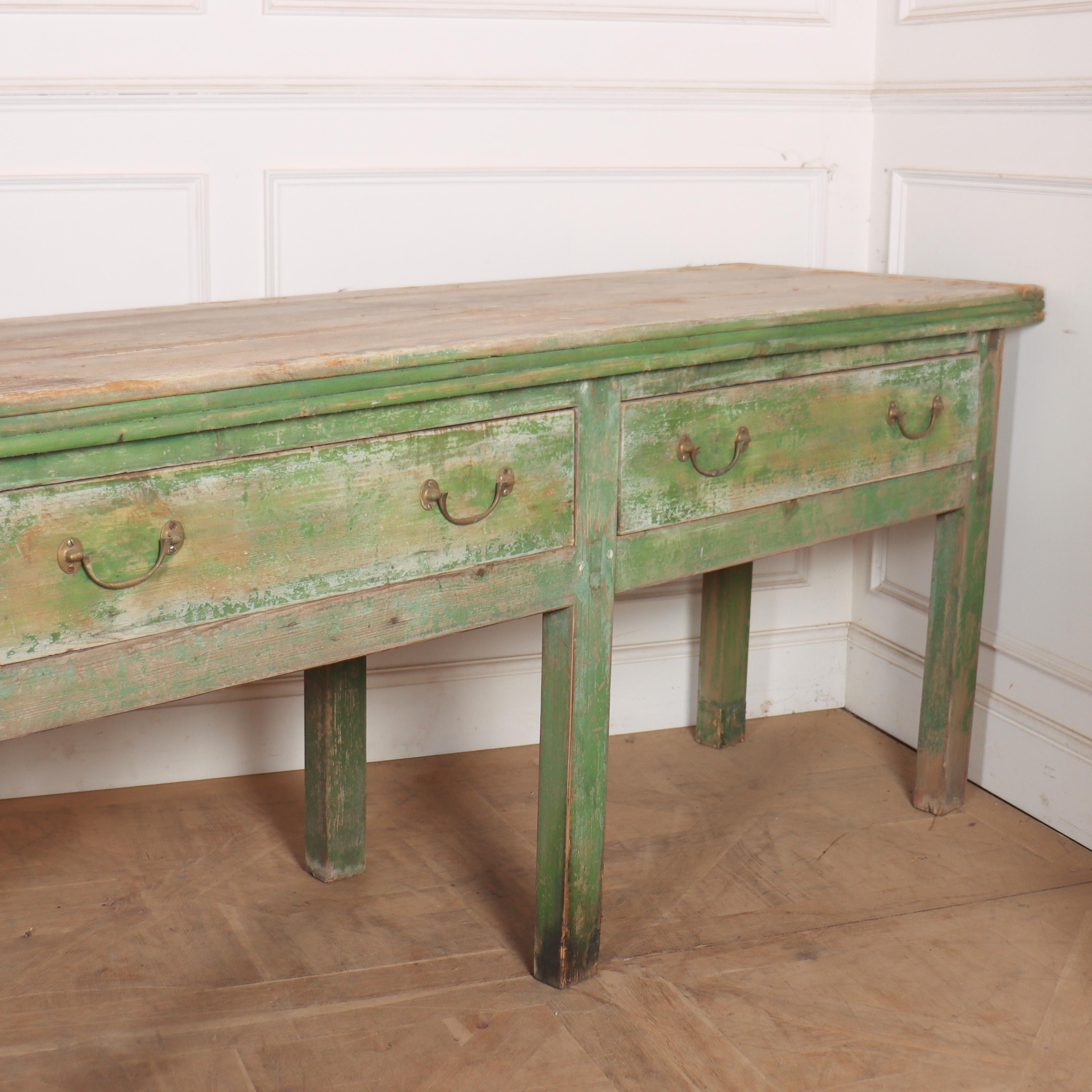 Original Painted English Dresser Base In Good Condition For Sale In Leamington Spa, Warwickshire