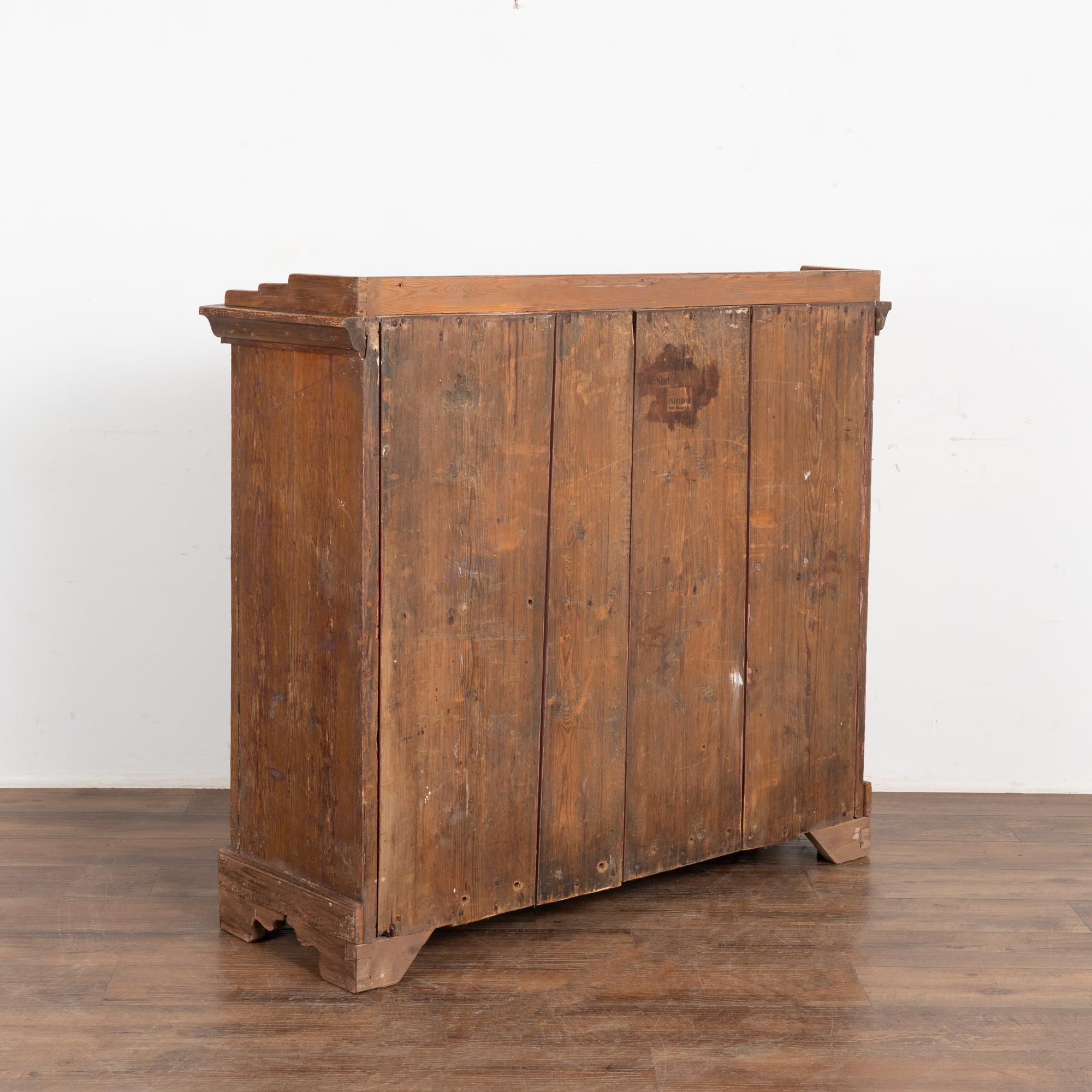 Original Painted Pine Sideboard Cabinet, Sweden circa 1820-40 For Sale 5