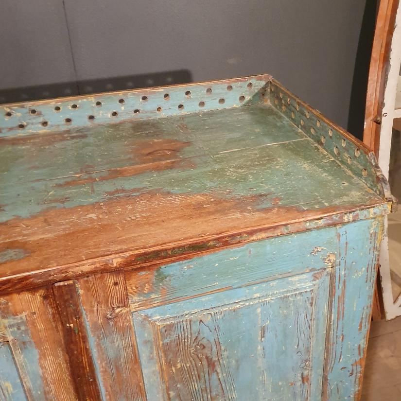 18th Century and Earlier Original Painted Swedish Gustavian Buffet