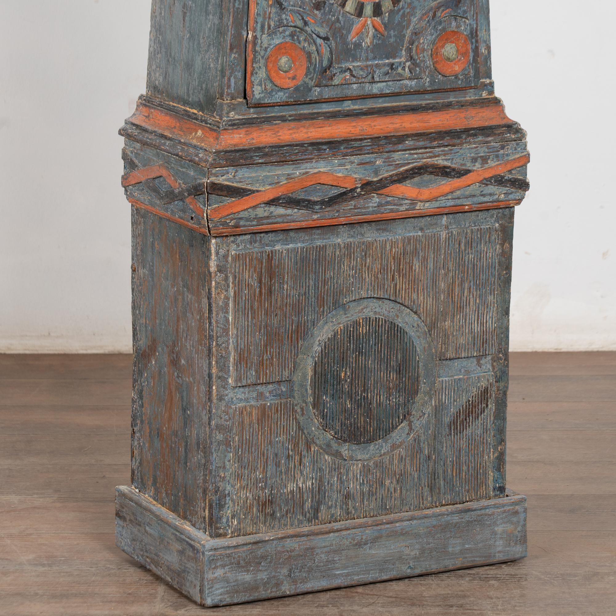 Original Painted Swedish Mora Clock , Dated 1823 In Good Condition For Sale In Round Top, TX