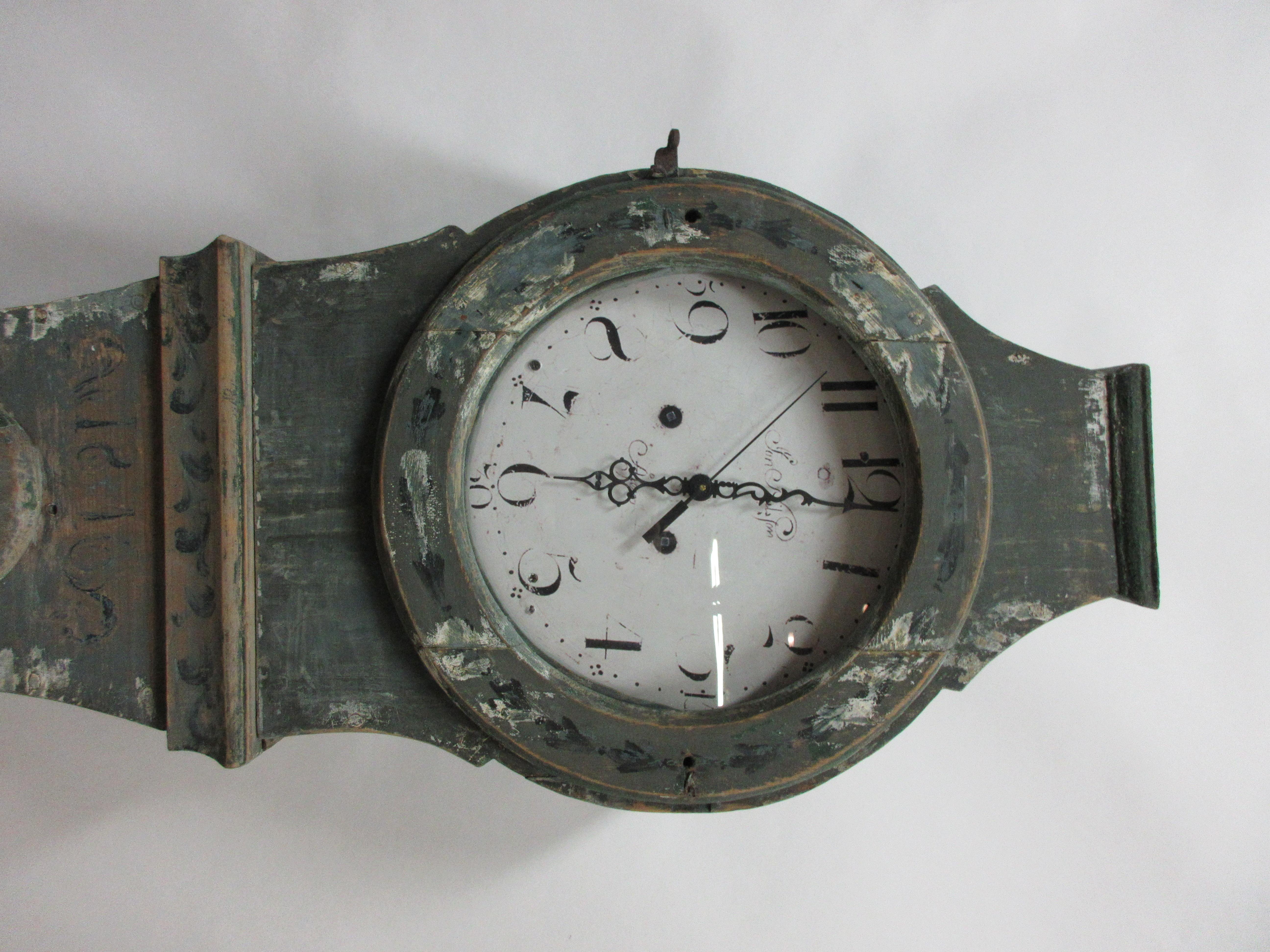 Original Painted Swedish Mora Clock In Good Condition In Hollywood, FL