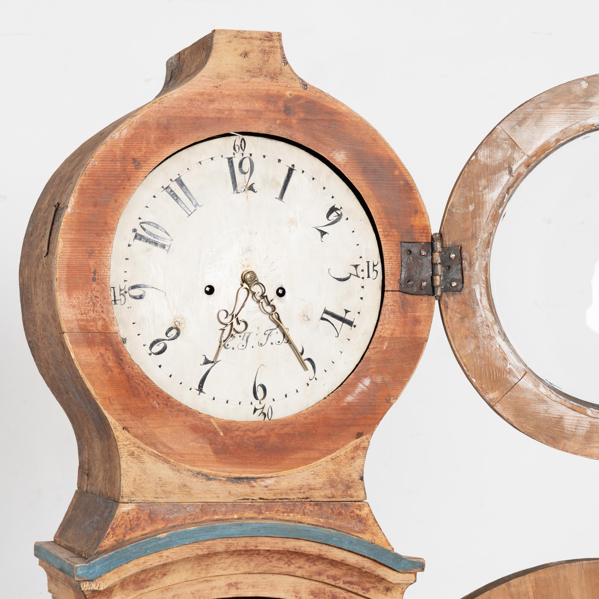 Original Painted Swedish Mora Grandfather Clock , Dated 1850 For Sale 4