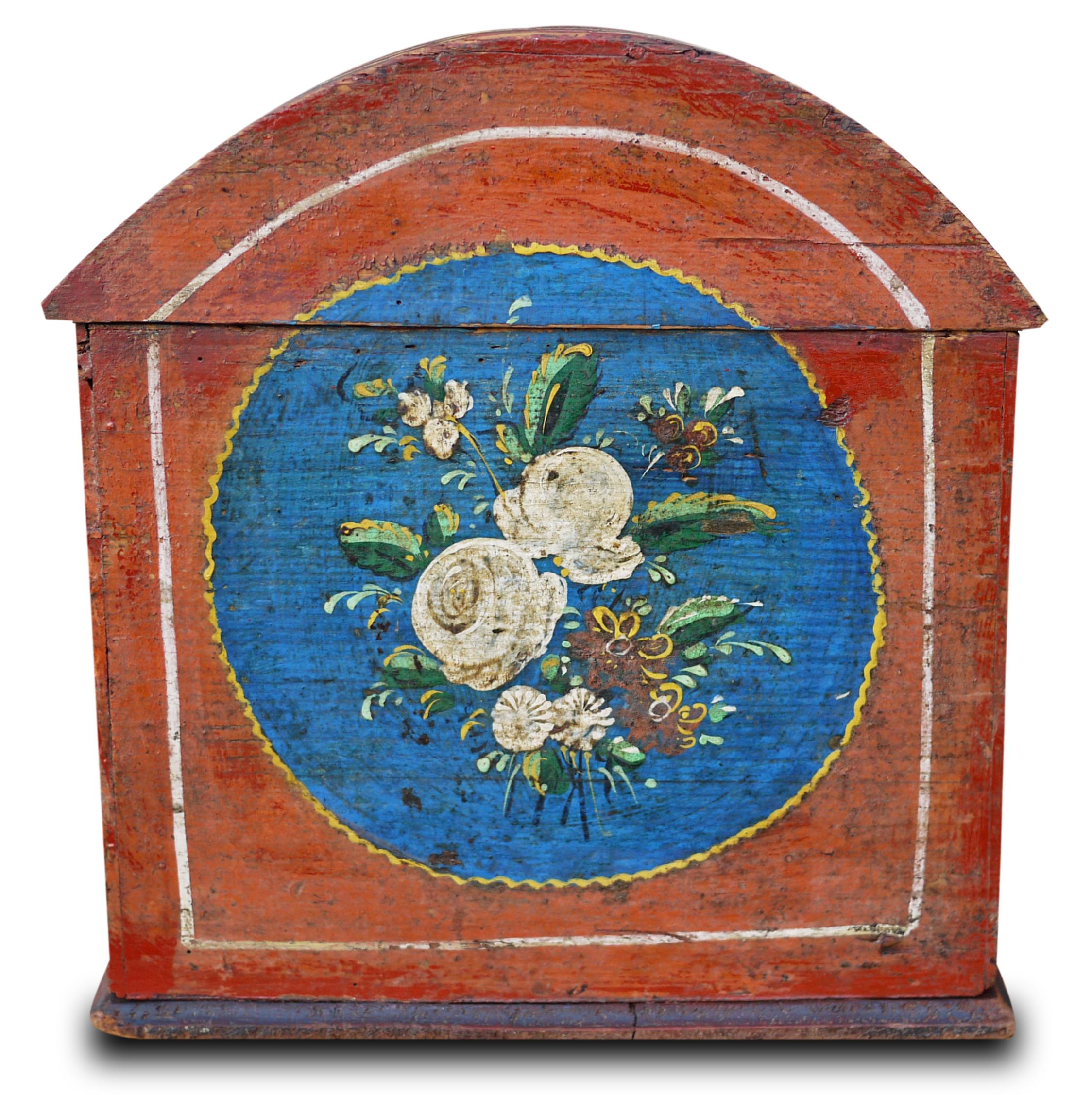 1810 Table Box, Red Floral Painted, Central Europe In Good Condition For Sale In Albignasego, IT