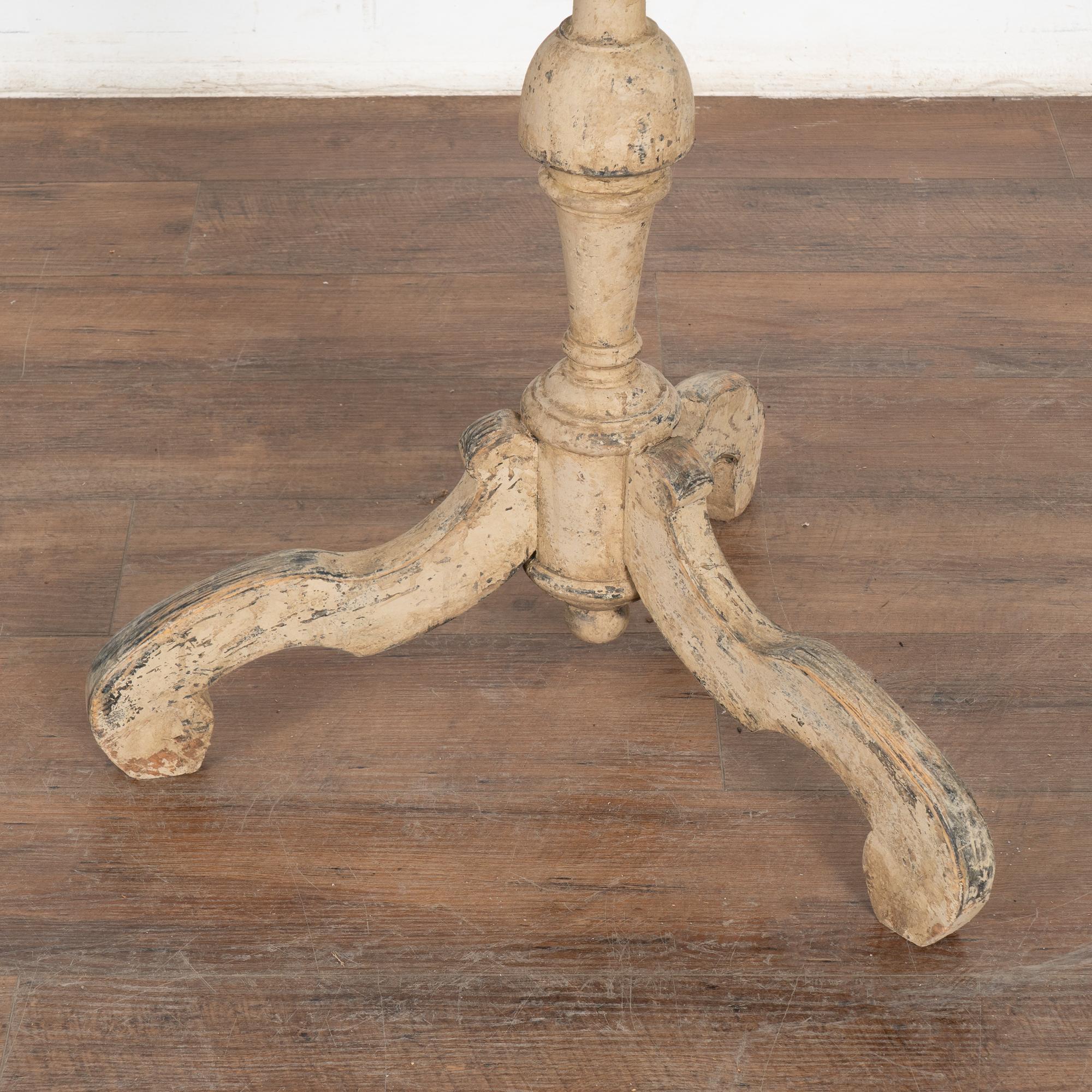 Original Painted Tilt Top Rococo Side Table, Sweden circa 1820-40 2