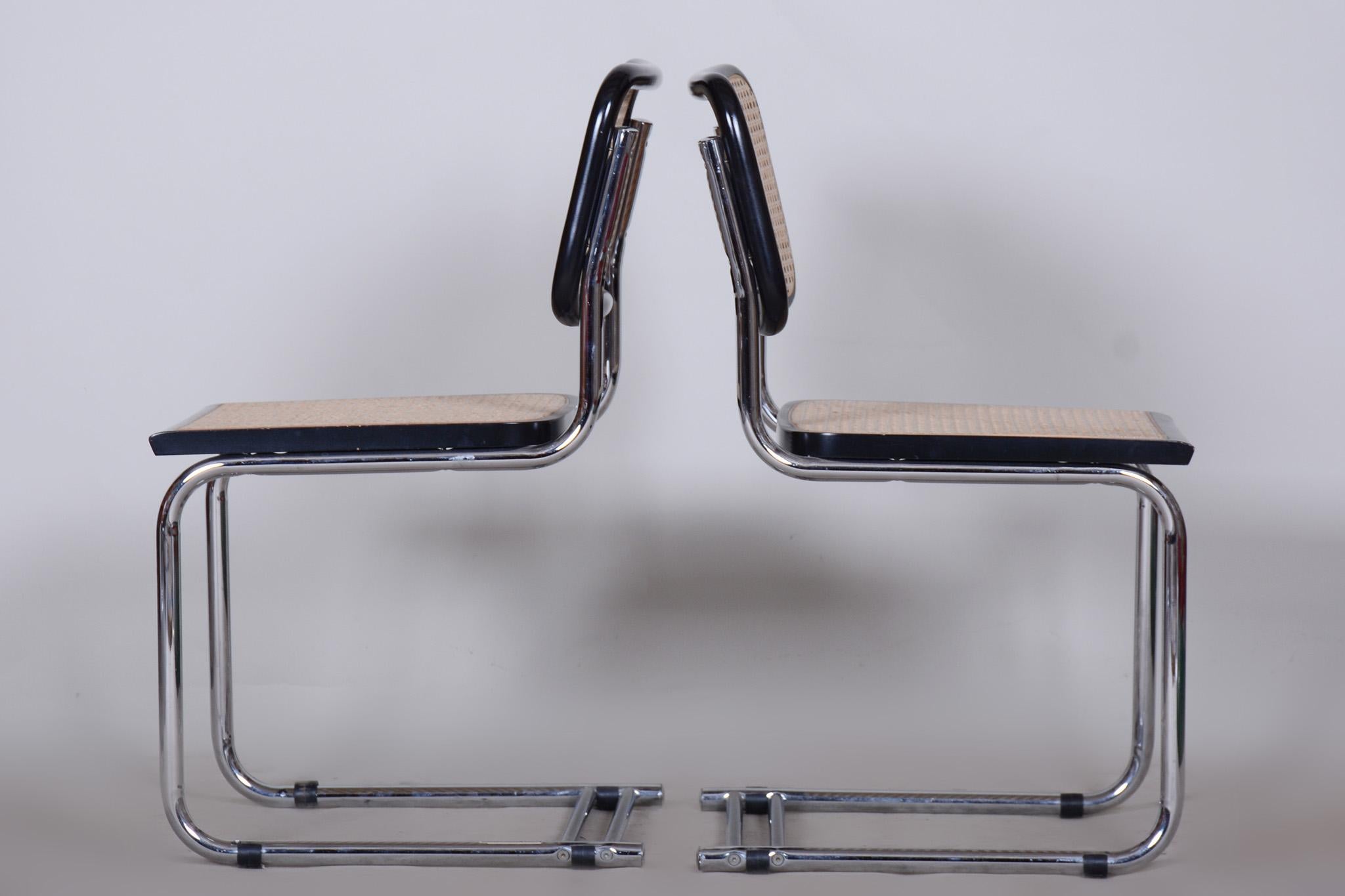 Original Pair of Bauhaus Chairs, Chrome-Plated Steel, Rattan Beech, 1960s, Italy For Sale 5
