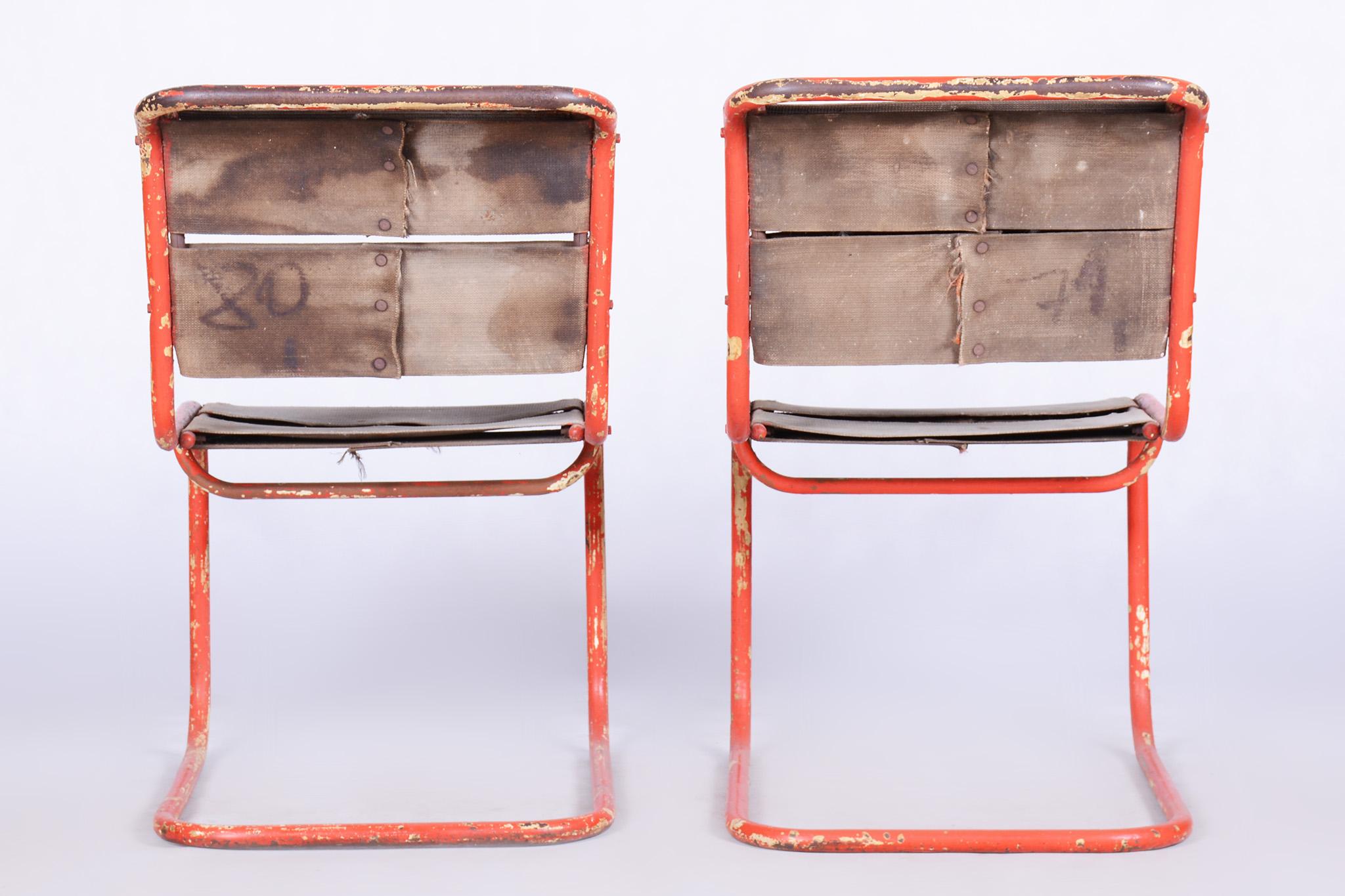 Original Pair of Chairs by Josef Gocar, Lacquered Steel, Czechia, 1930s In Good Condition For Sale In Horomerice, CZ