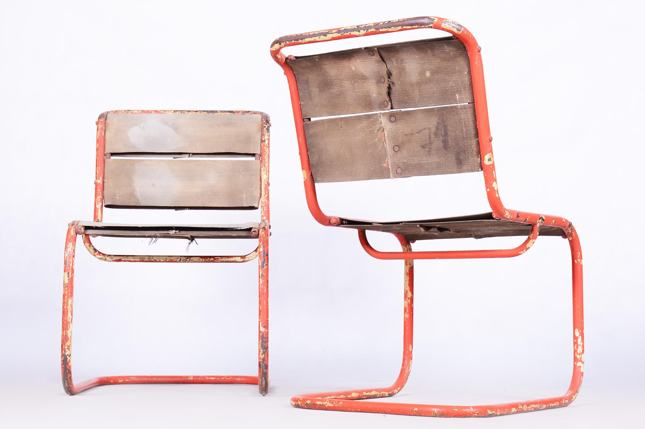 Mid-20th Century Original Pair of Chairs by Josef Gocar, Lacquered Steel, Czechia, 1930s For Sale