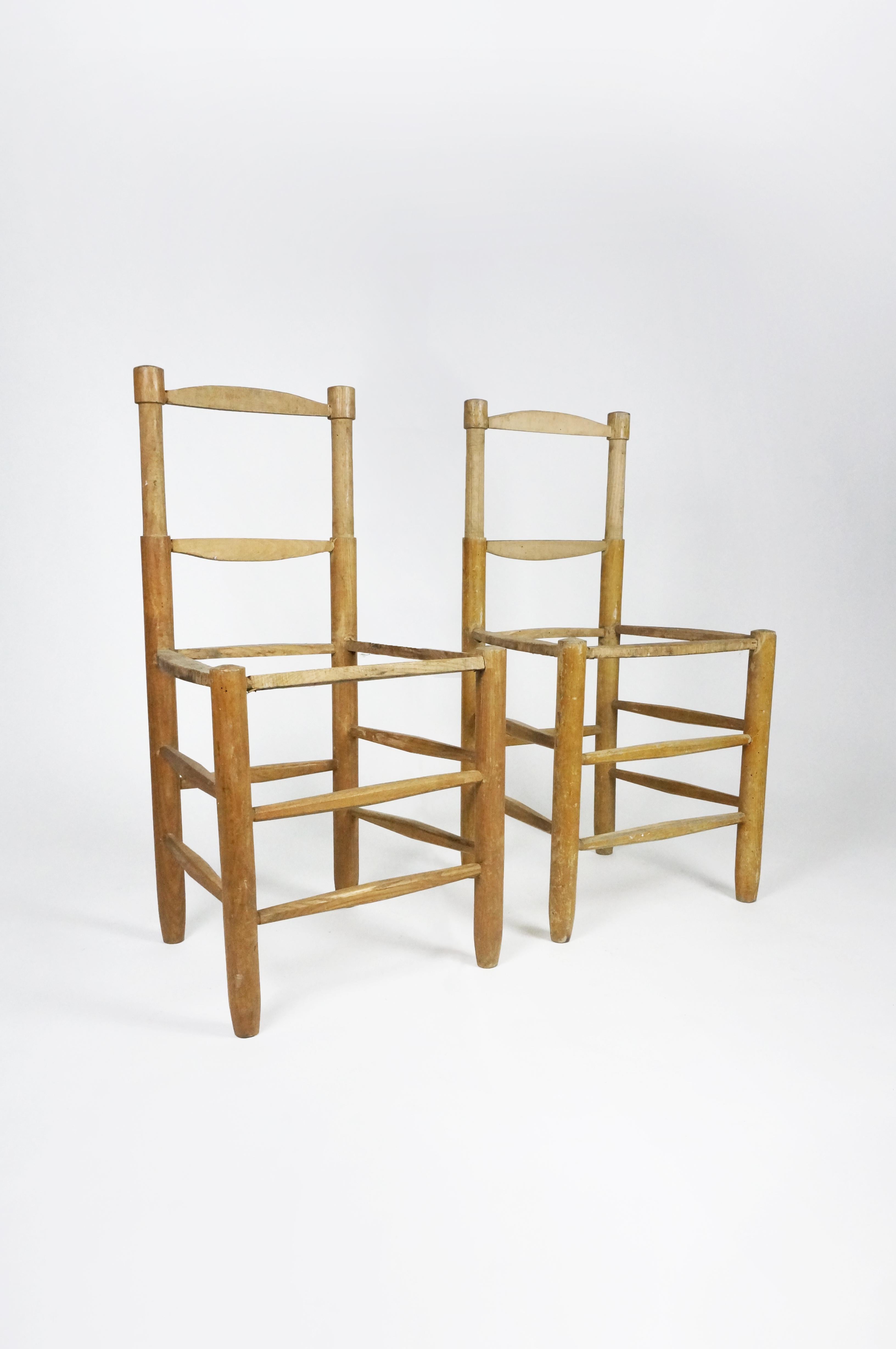 Mid-Century Modern Original Pair of Charlotte Perriand Bauche Chairs n°18 For Sale