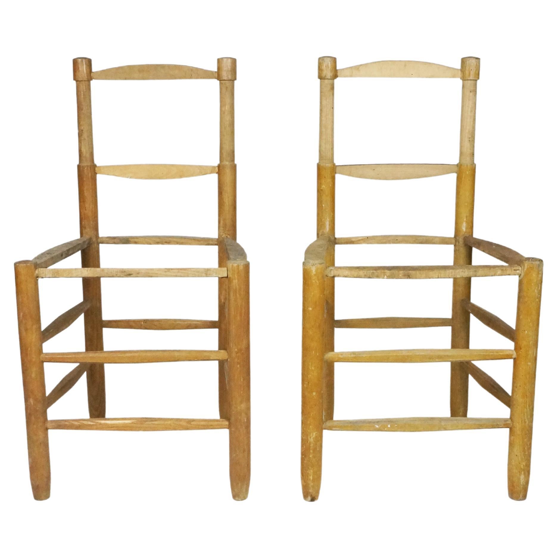 Original Pair of Charlotte Perriand Bauche Chairs n°18 For Sale