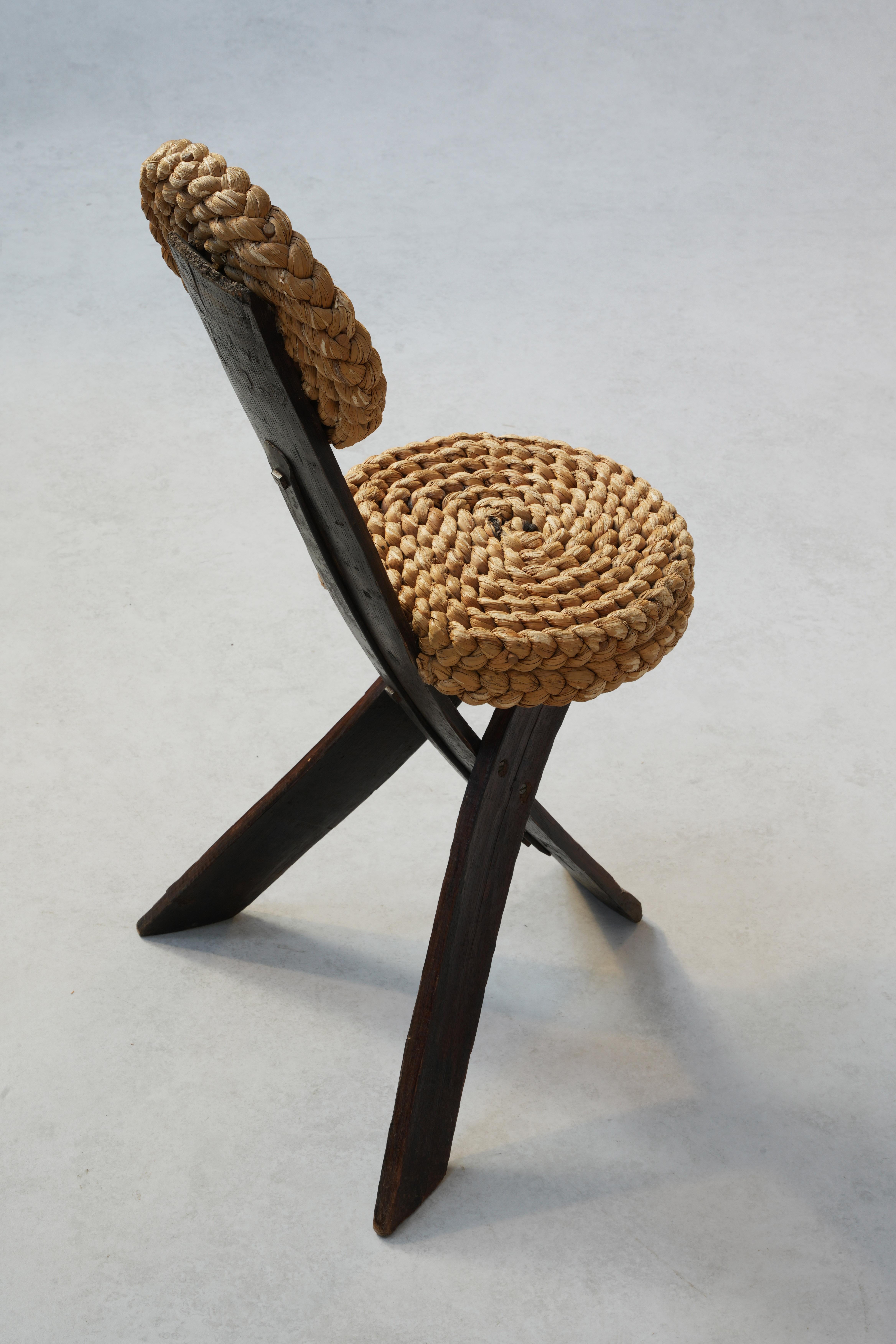 Paire originale de chaises tripodes Frida Audoux et Frida Minet, 1950 France en vente 4
