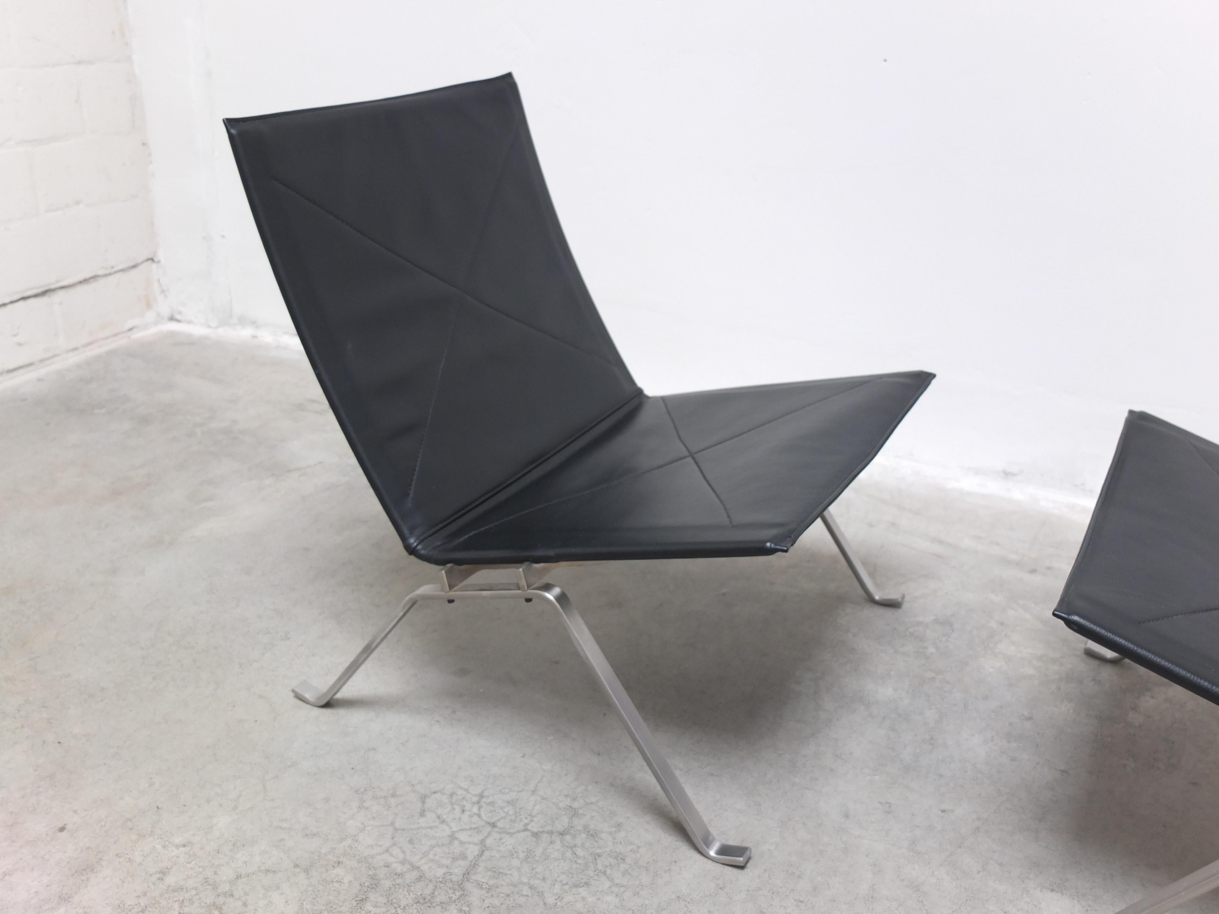 Original Pair of 'PK22' Easy Chairs by Poul Kjærholm for Fritz Hansen, 1950s 2