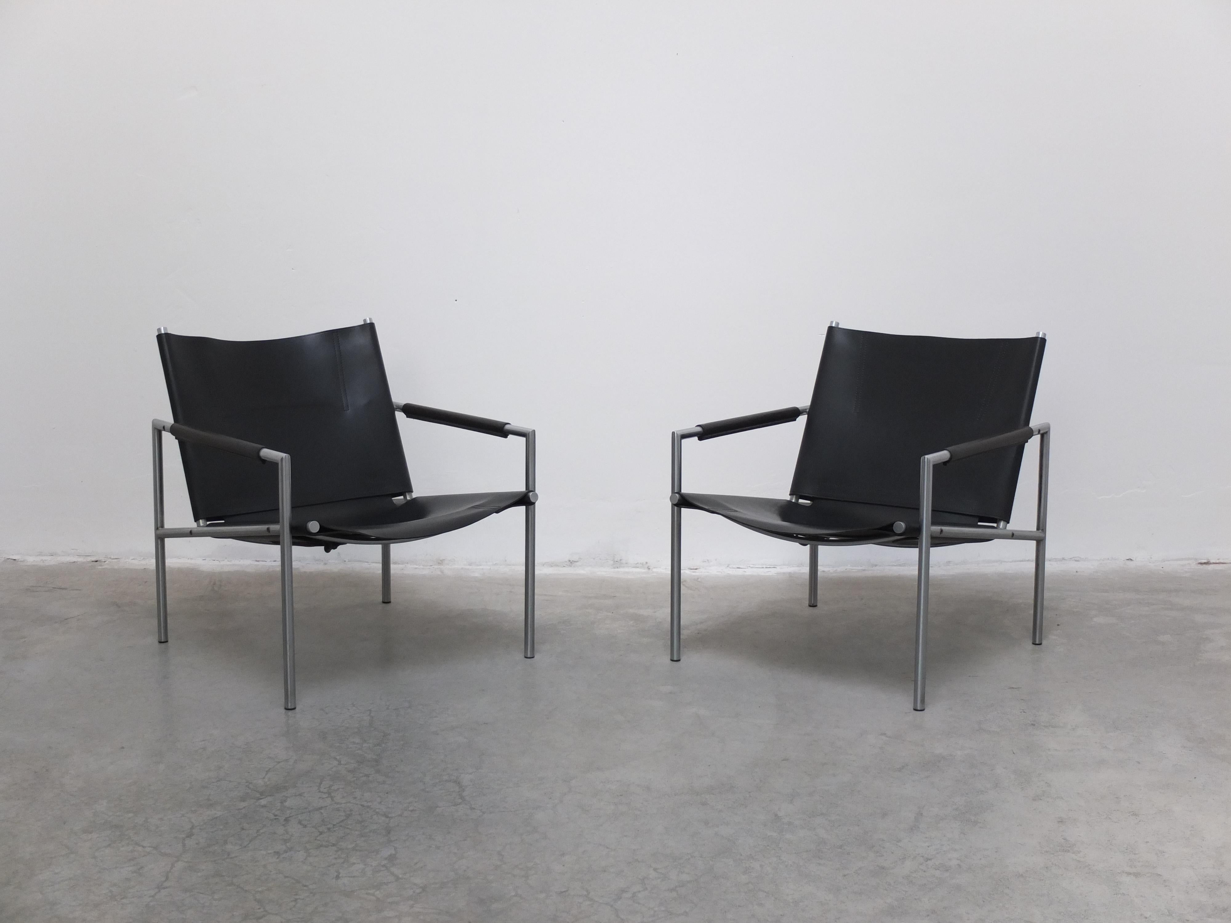 Original Pair of 'SZ02' Lounge Chairs by Martin Visser for ‘t Spectrum, 1960s In Good Condition For Sale In Antwerpen, VAN