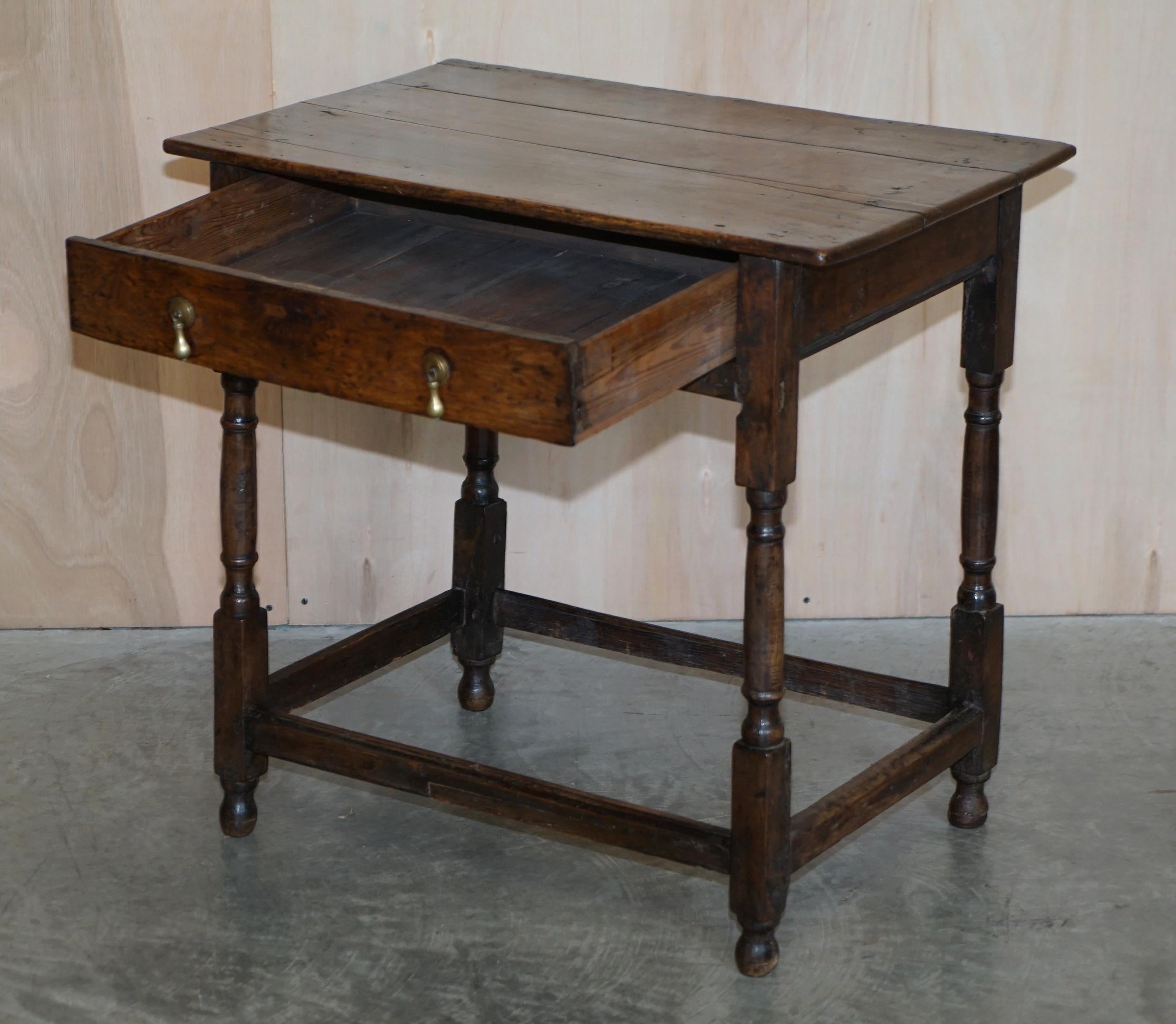 Original Patina Antique 18th Century circa 1740 George II Oak Side End Table For Sale 9