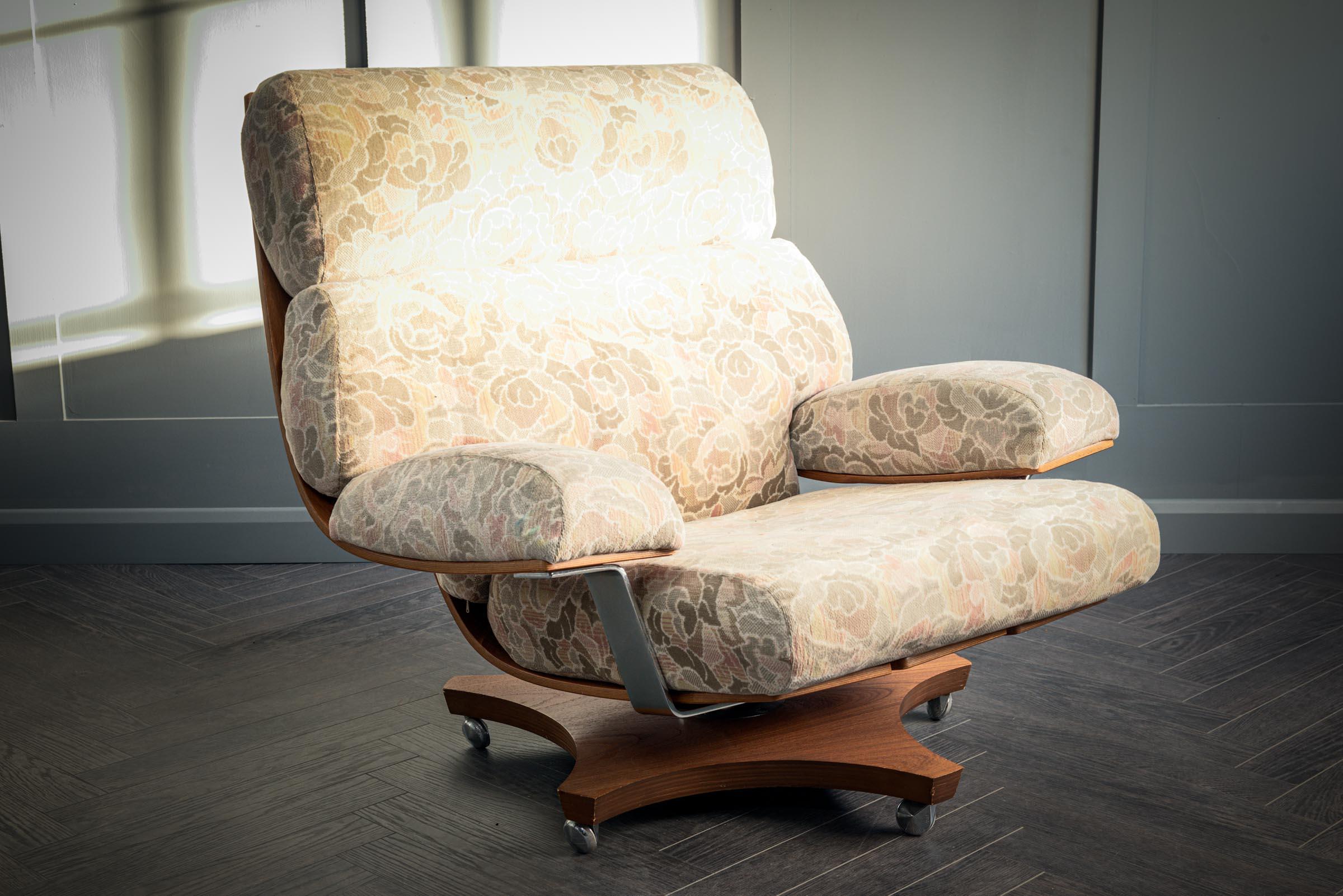 Mid-Century Modern Original pattern G-Plan Housemaster Chair For Sale