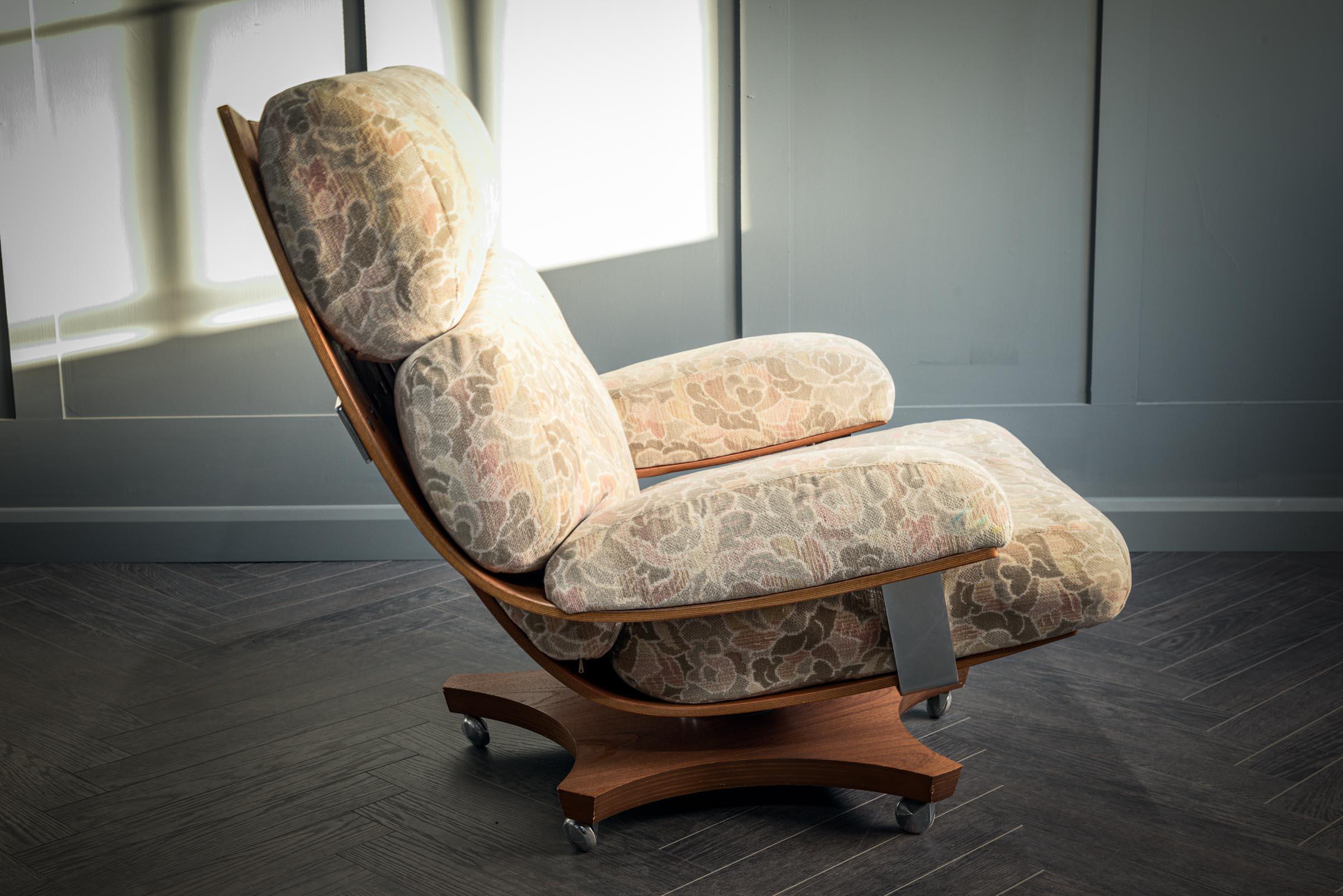 European Original pattern G-Plan Housemaster Chair For Sale