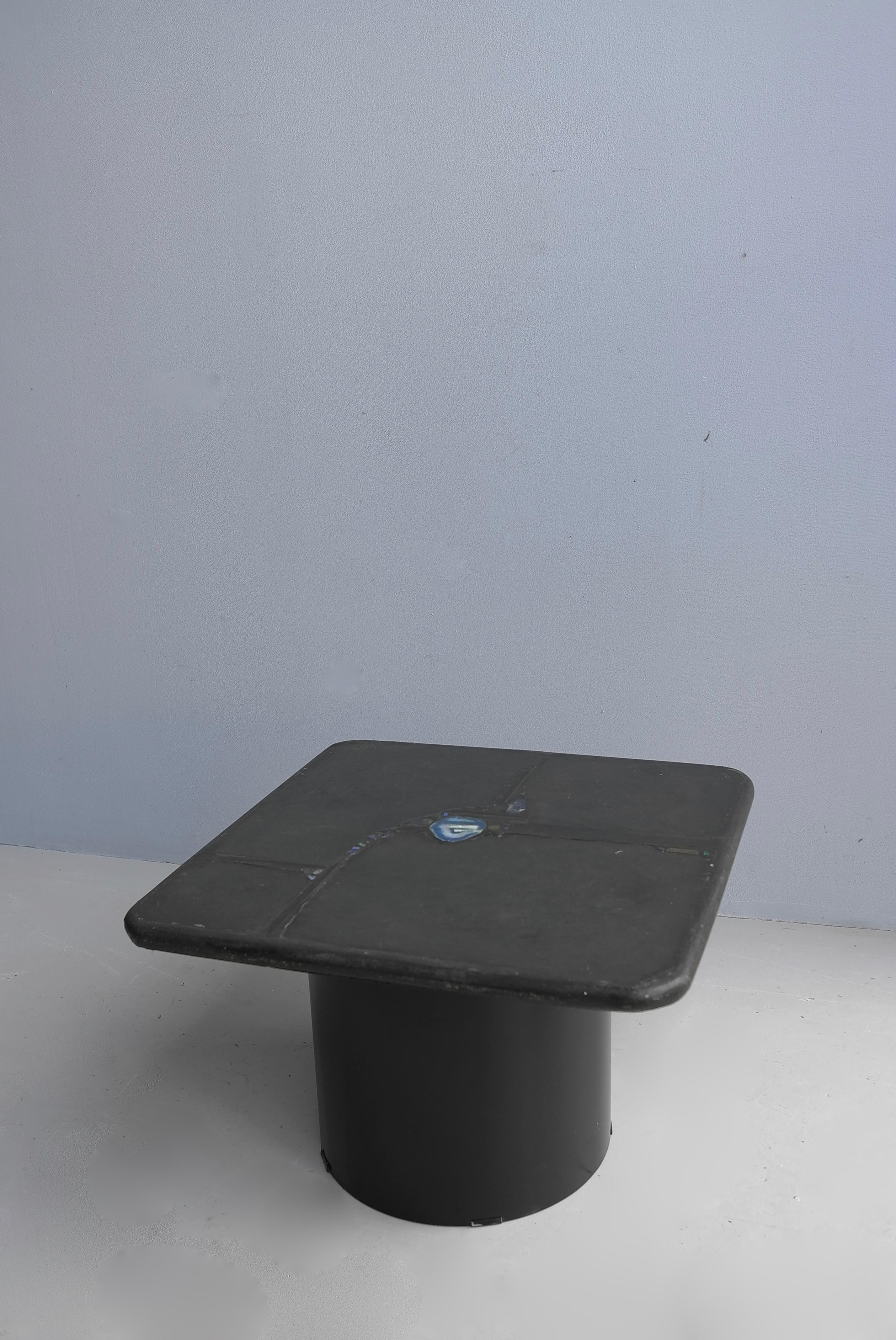 Mosaïque Table d'appoint originale Paul Kingma Art, Agate bleue, laiton et pierre noire en vente