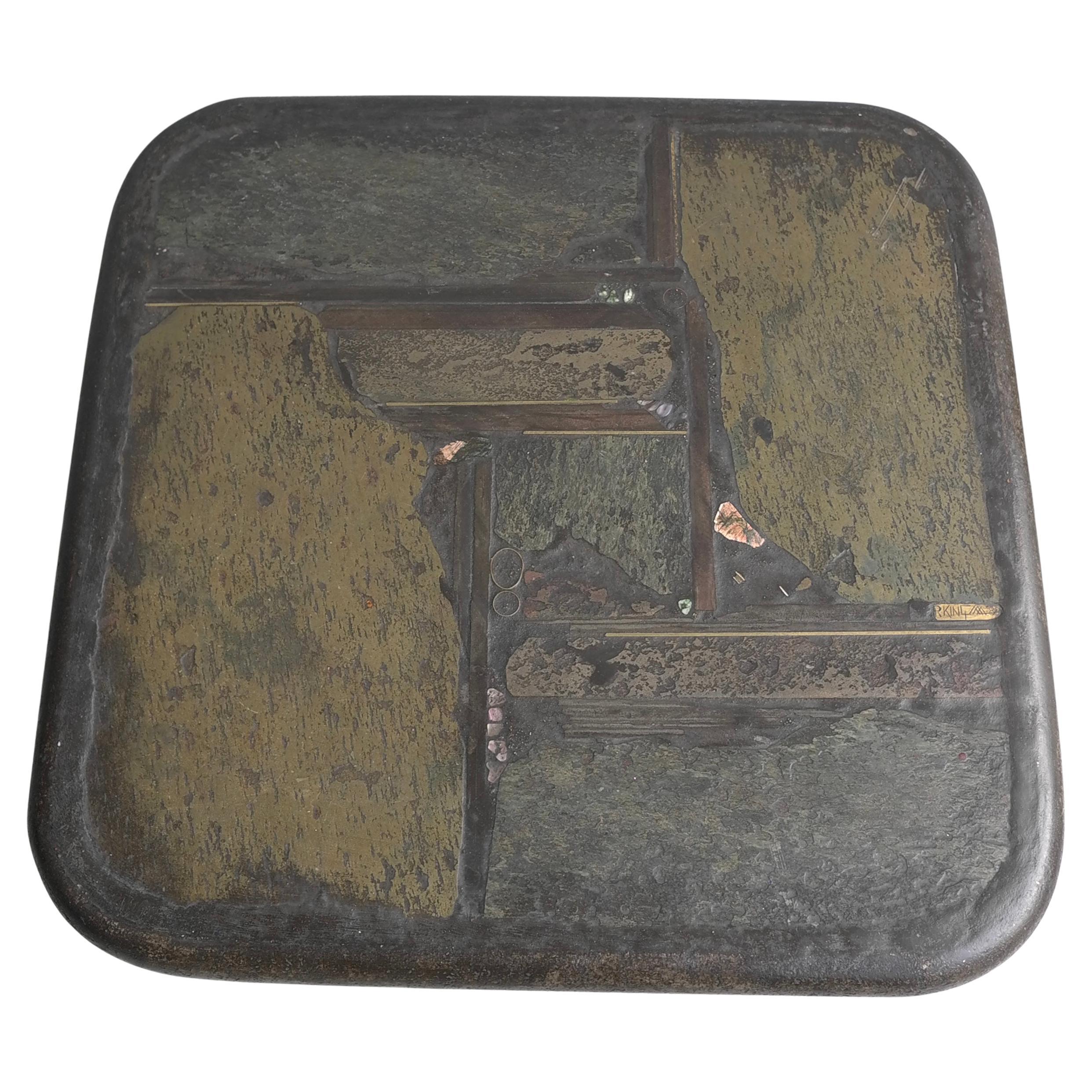 Table d'appoint originale de Paul Kingma Art en A Stone Stone, Mixed Color Green Stone and Brass en vente