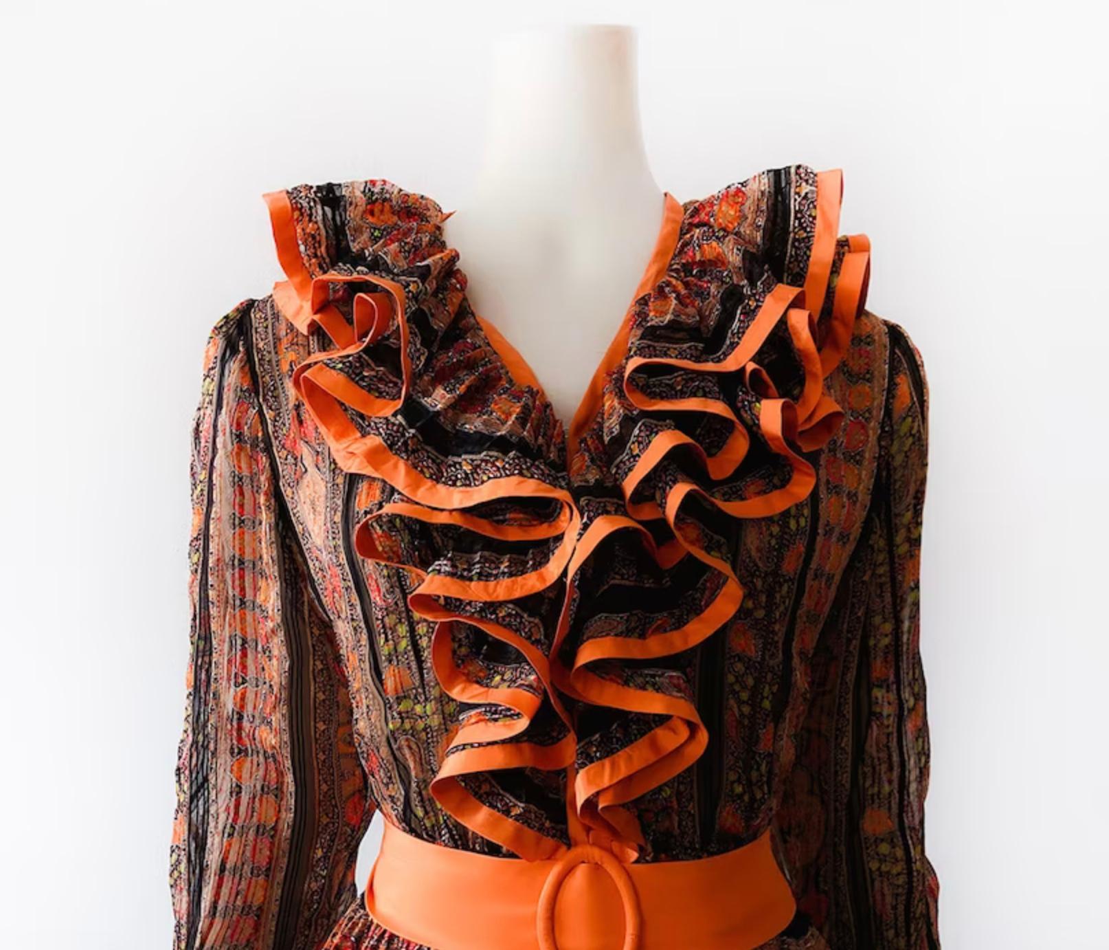 Original Paul-Louis Orrier Haute Couture Seidenkleid mit Rüschen plissiert 70er Jahre  im Zustand „Hervorragend“ im Angebot in Berlin, BE