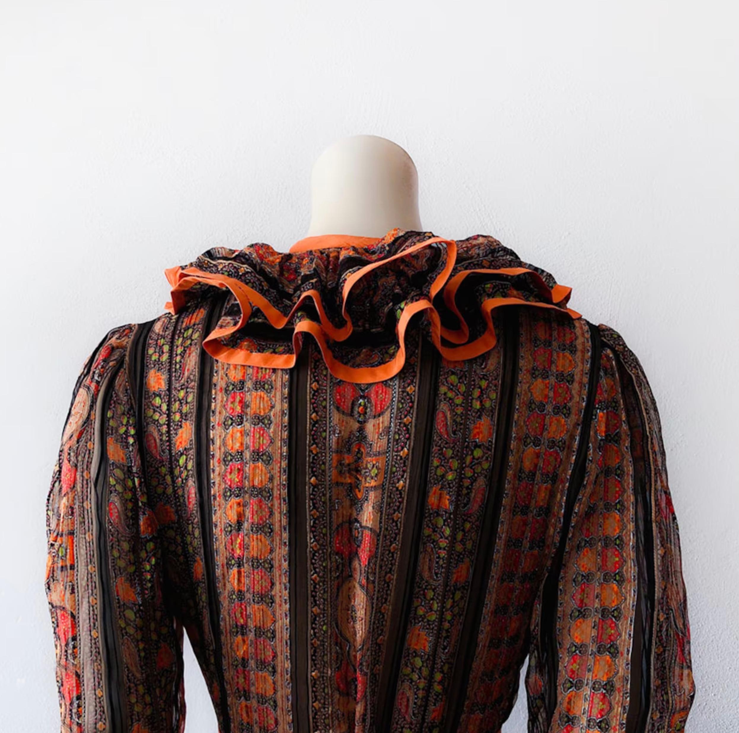 Robe d'origine Paul-Louis Orrier Haute Couture plissée à volants des années 70  Pour femmes en vente