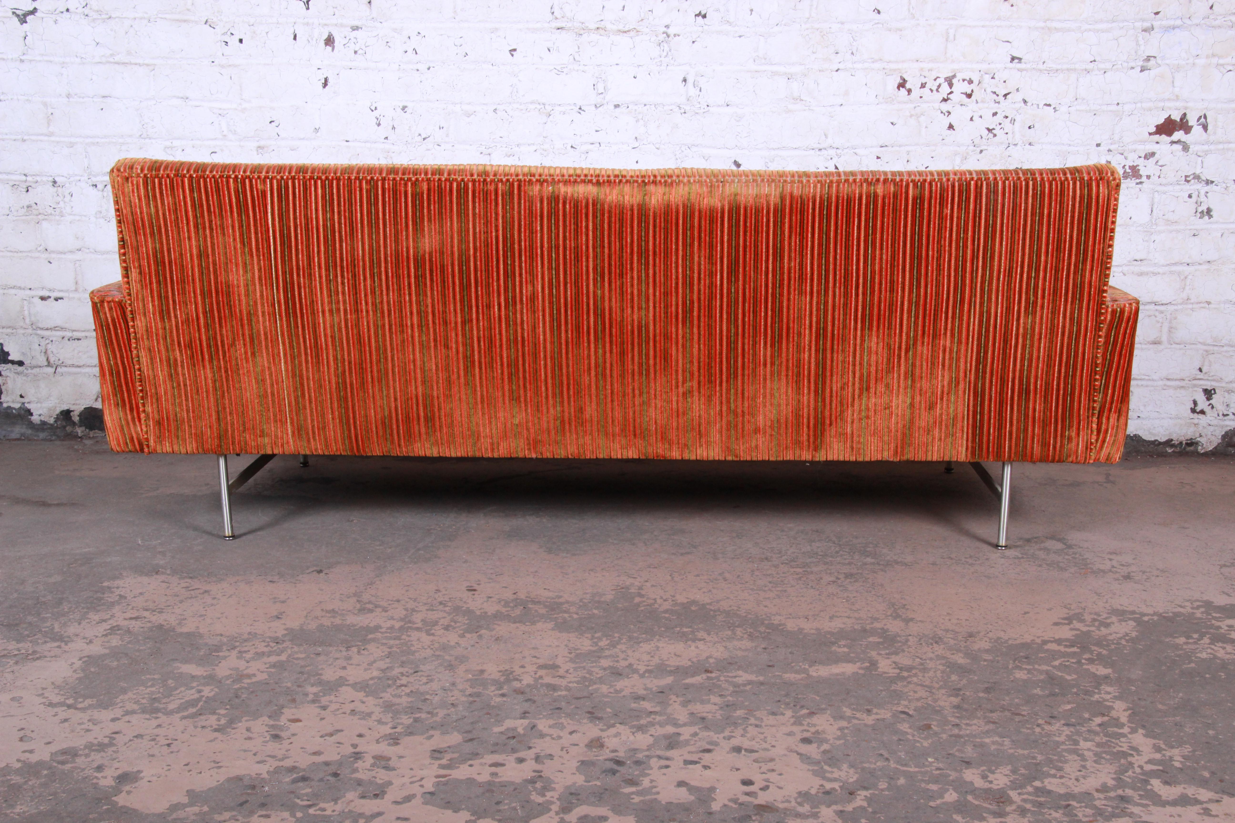 Mid-20th Century Original Paul McCobb Linear Group Sofa on Brass Legs, 1960s