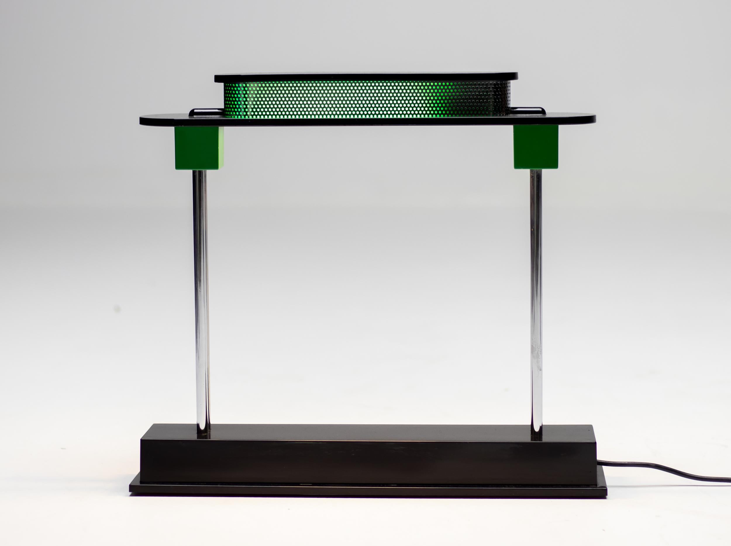 Original Pausania Table Lamp by Ettore Sottsass In Good Condition In Dronten, NL