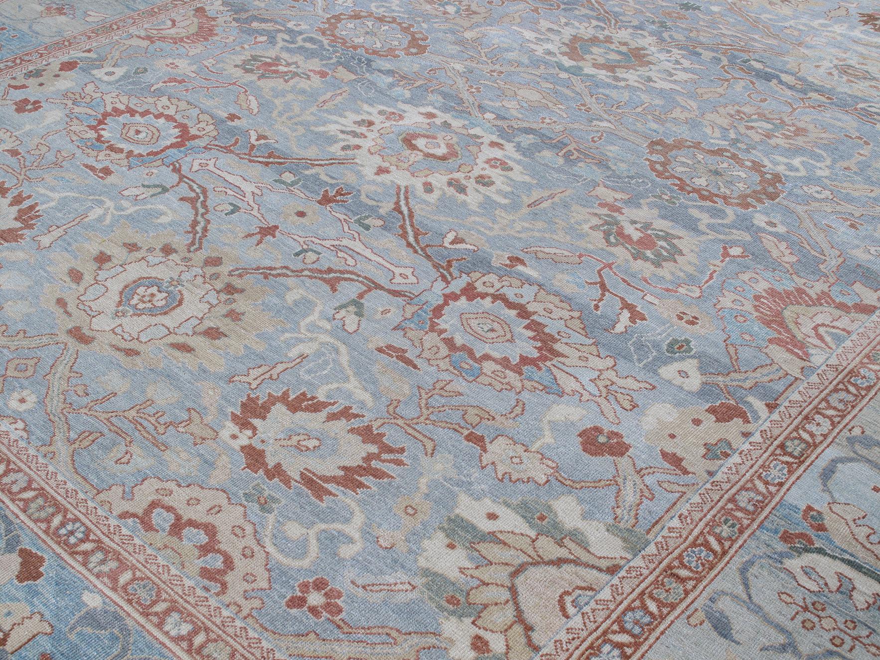 En 1875, la empresa anglo-suiza Ziegler & Co. fabricaba exquisitas alfombras en la región de Sultanabad, al oeste de Persia. Combinaron la tradición con la innovación contratando a diseñadores de Nueva York y Londres para modificar los diseños